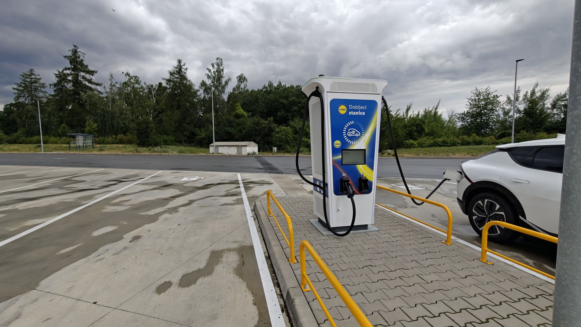 Nabíjecí stanice Lidl