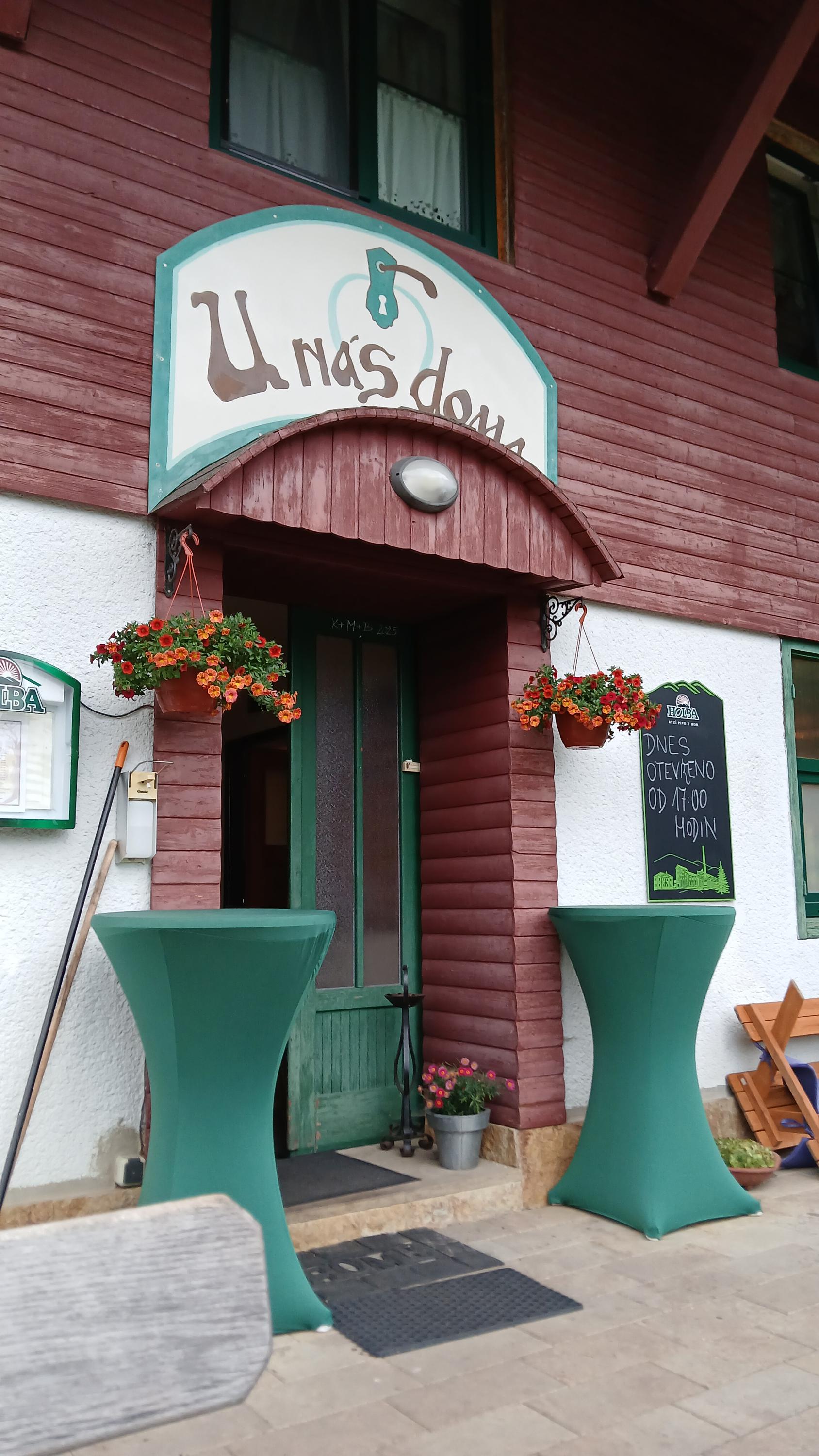 Restaurace U Nás doma foto 2
