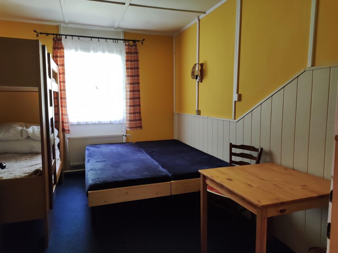 Penzion U bílého koně - chatky foto 3