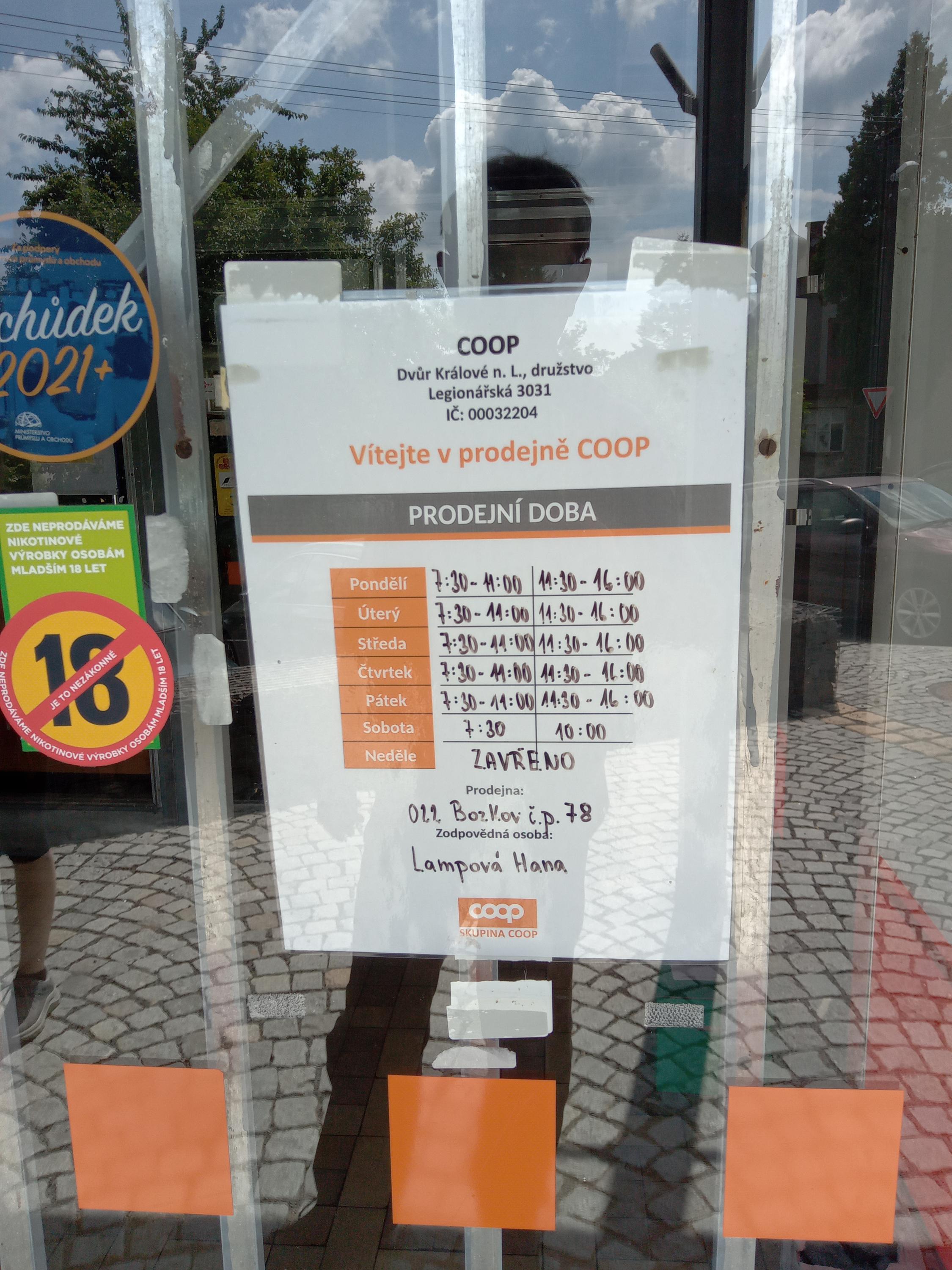 COOP Dvůr Králové n. L., družstvo foto 4