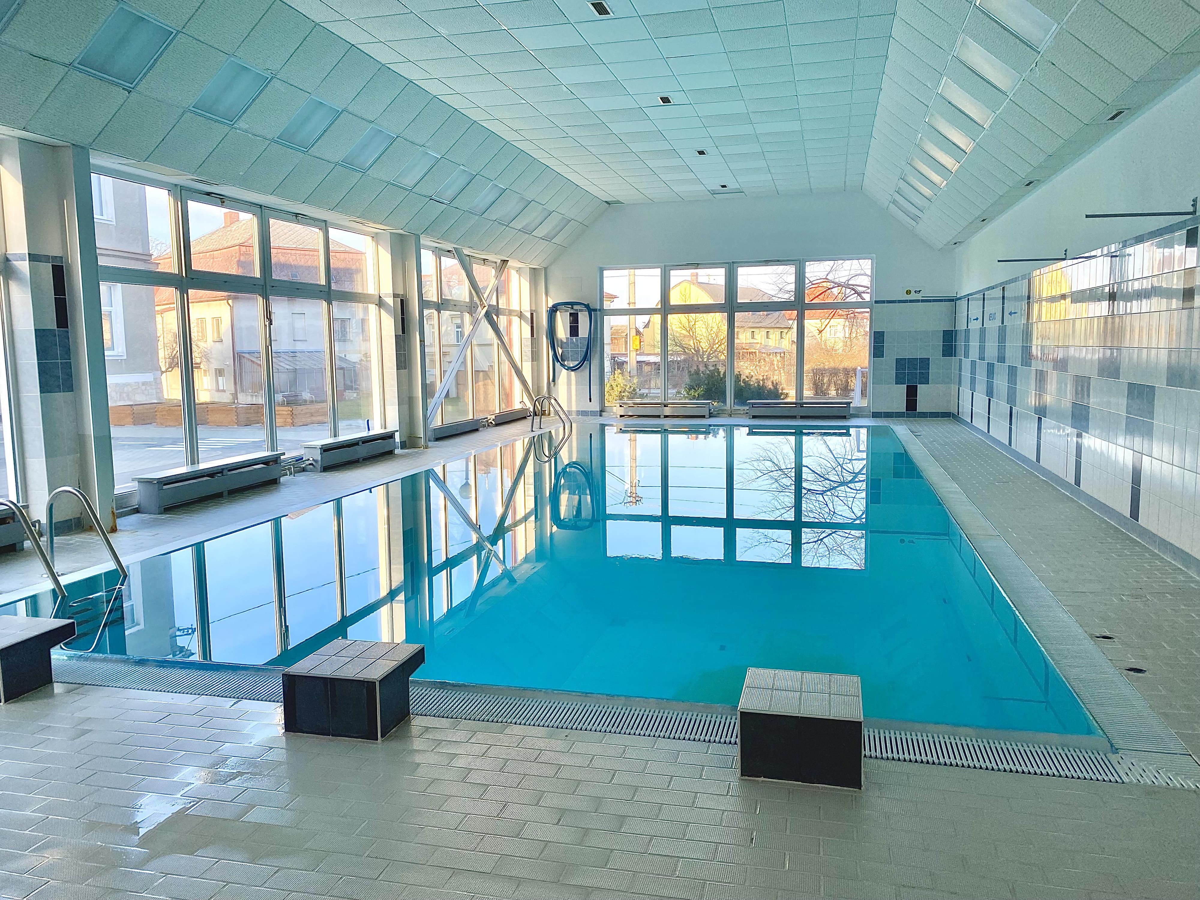 Krytý bazén Javorník