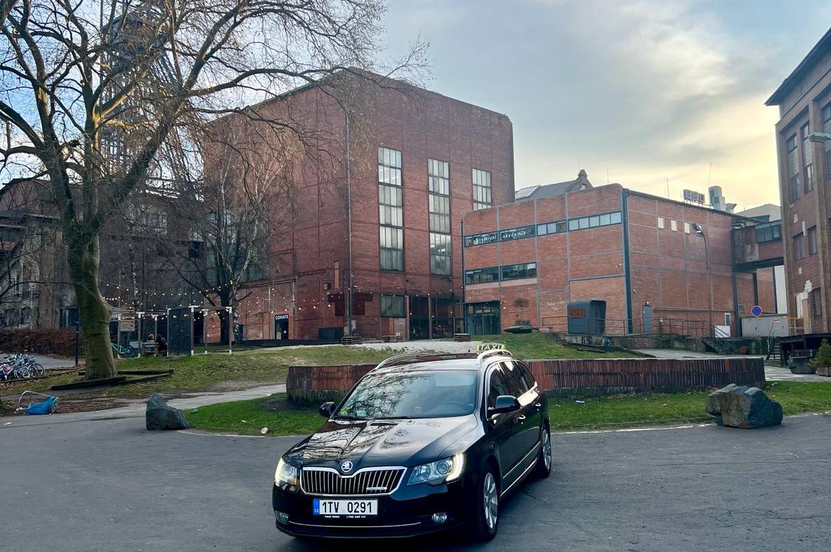 Dálkové jízdné na 100km po ČR i zahraničí