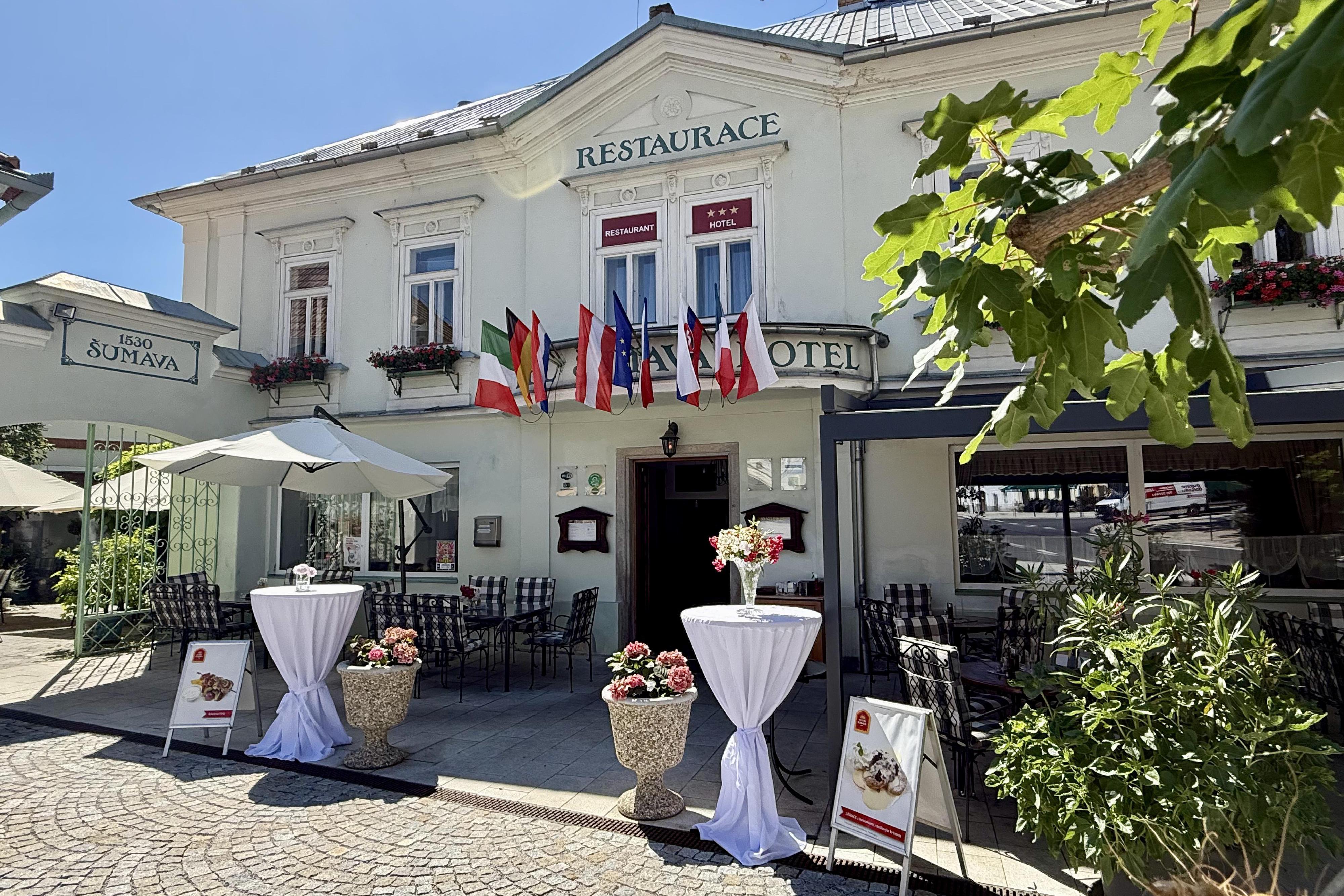 Hotel & Restaurant Šumava