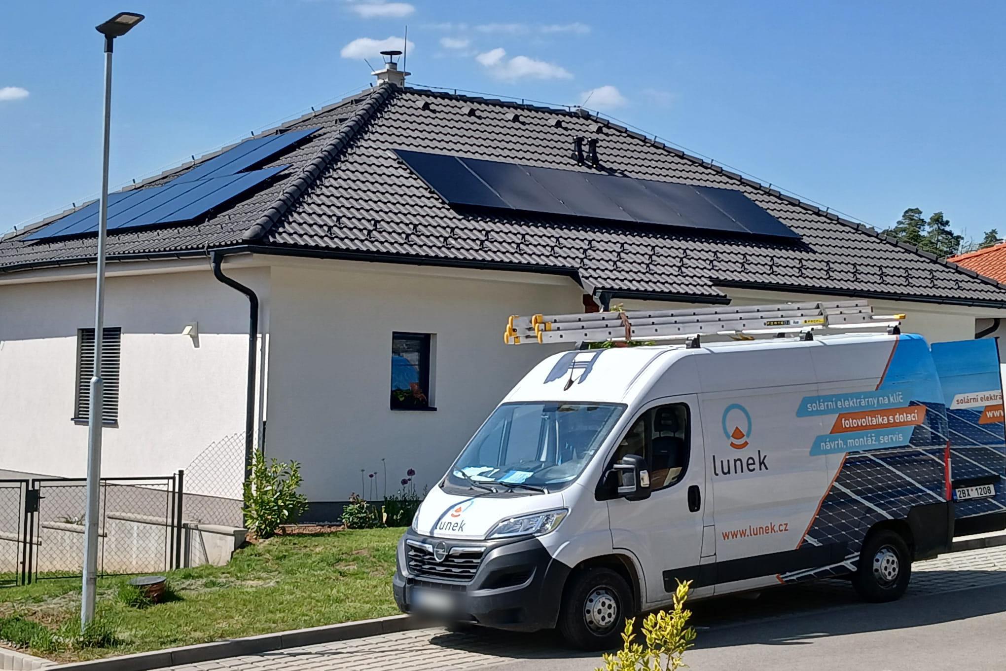 LUNEK, s.r.o.