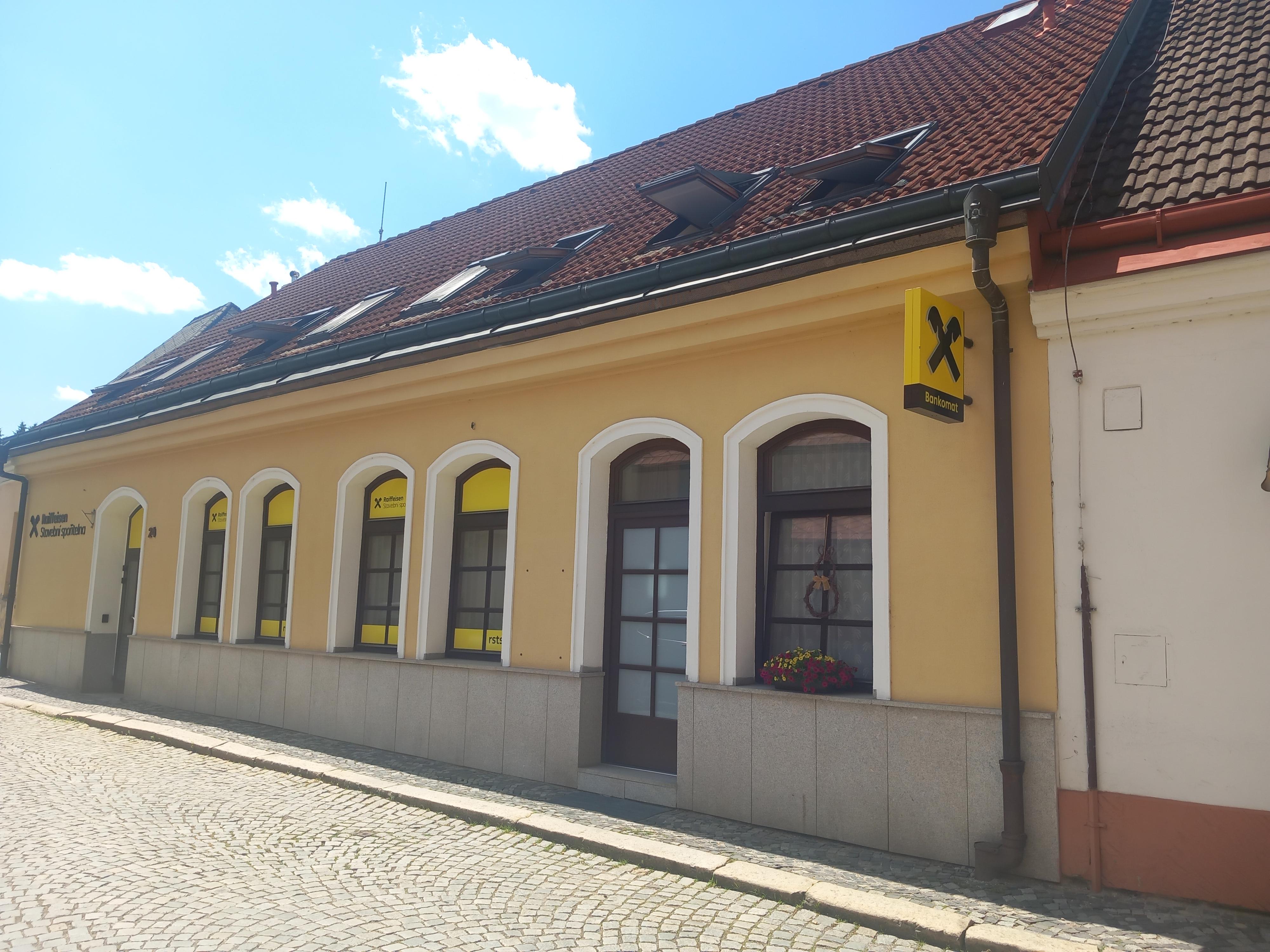 Raiffeisenbank - bankomat