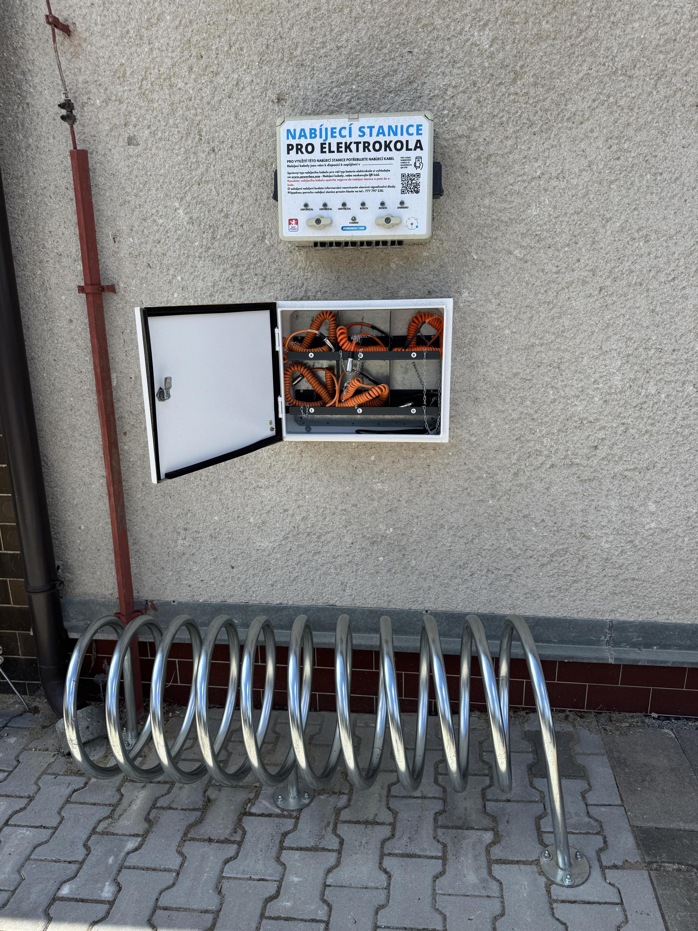 Nabíjecí stanice Obec Kejžlice foto 3