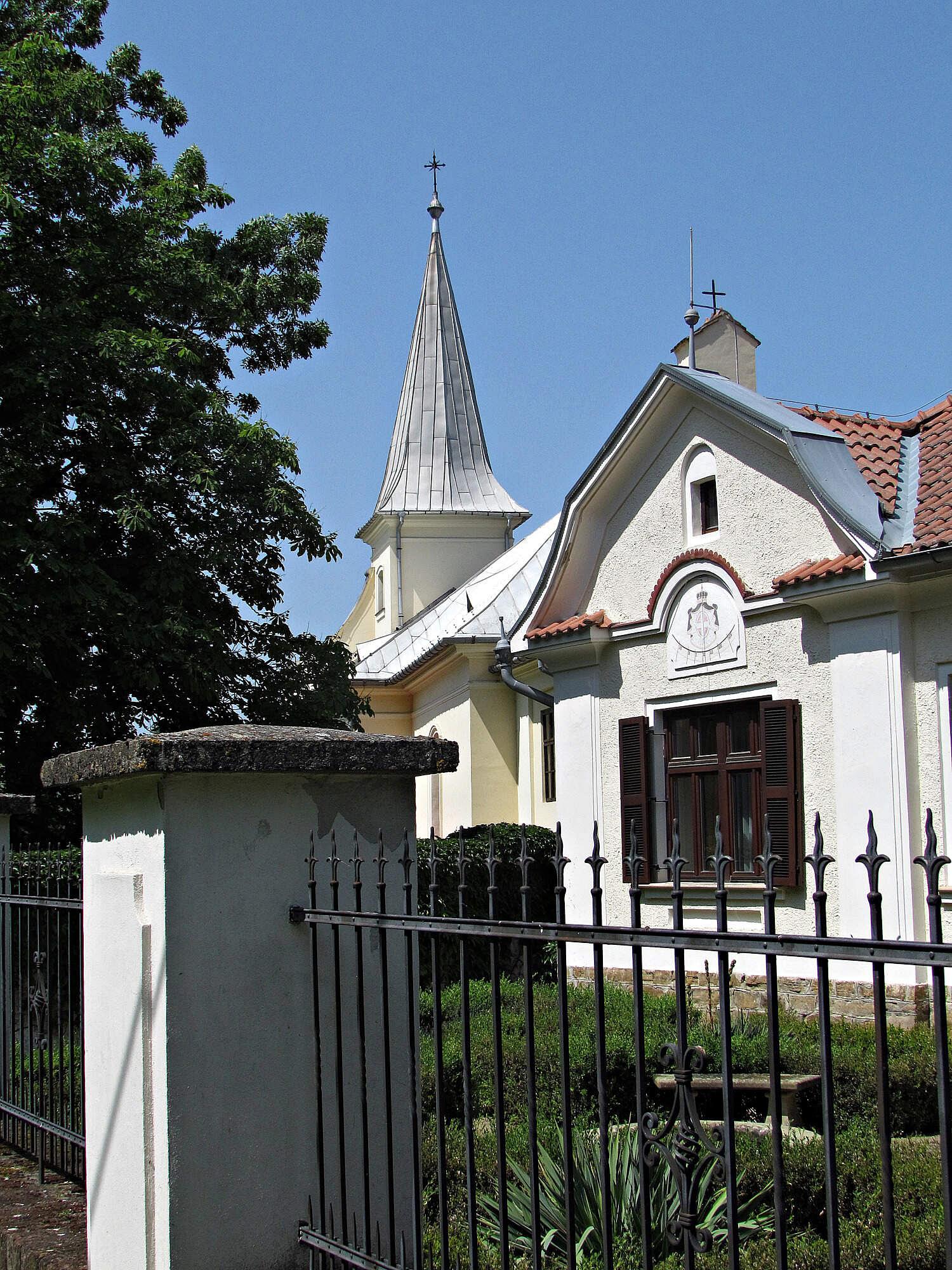 Římskokatolická farnost Hoštice u Zdounek foto 2