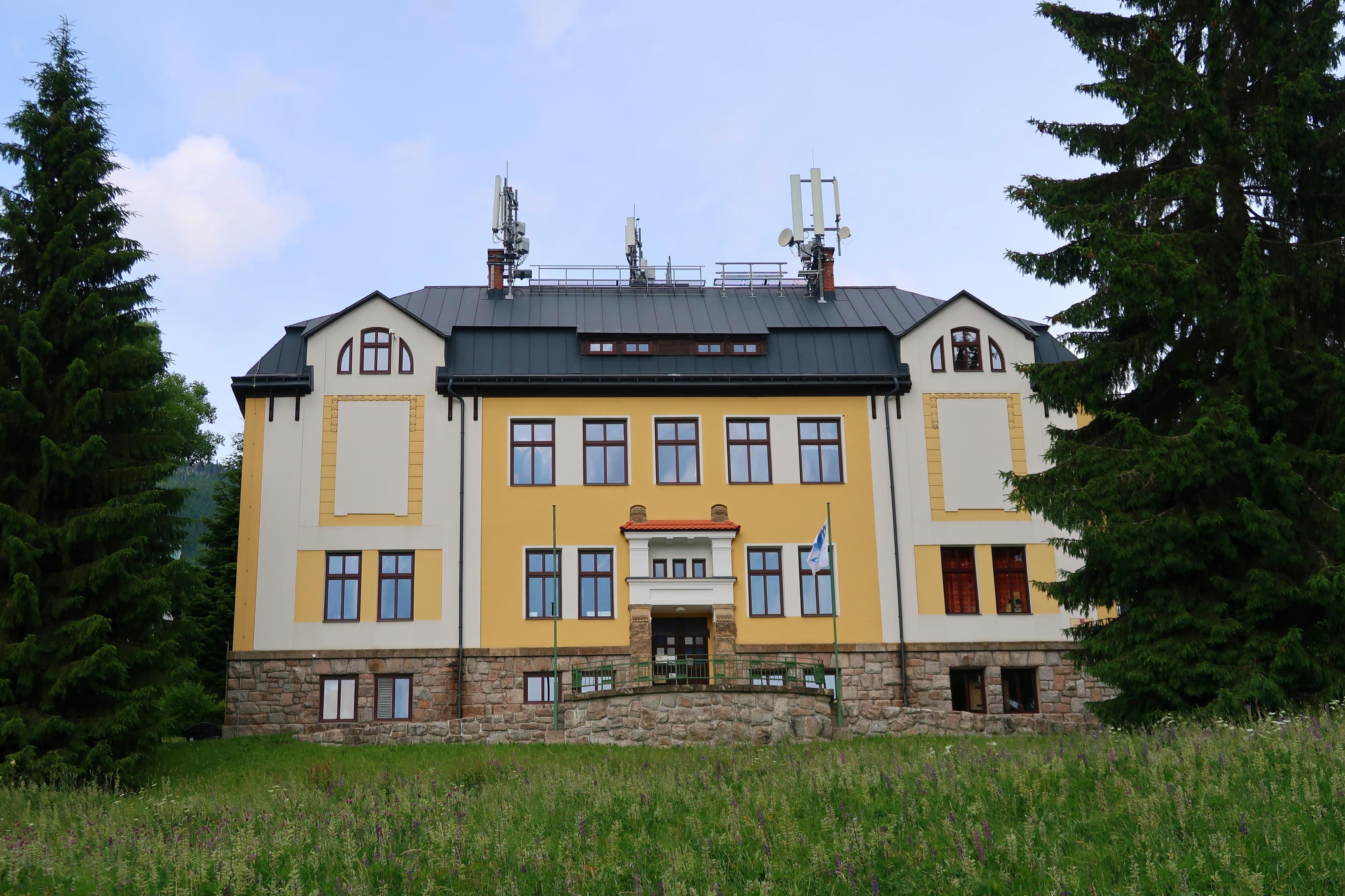Základní škola a mateřská škola Špindlerův Mlýn foto 6