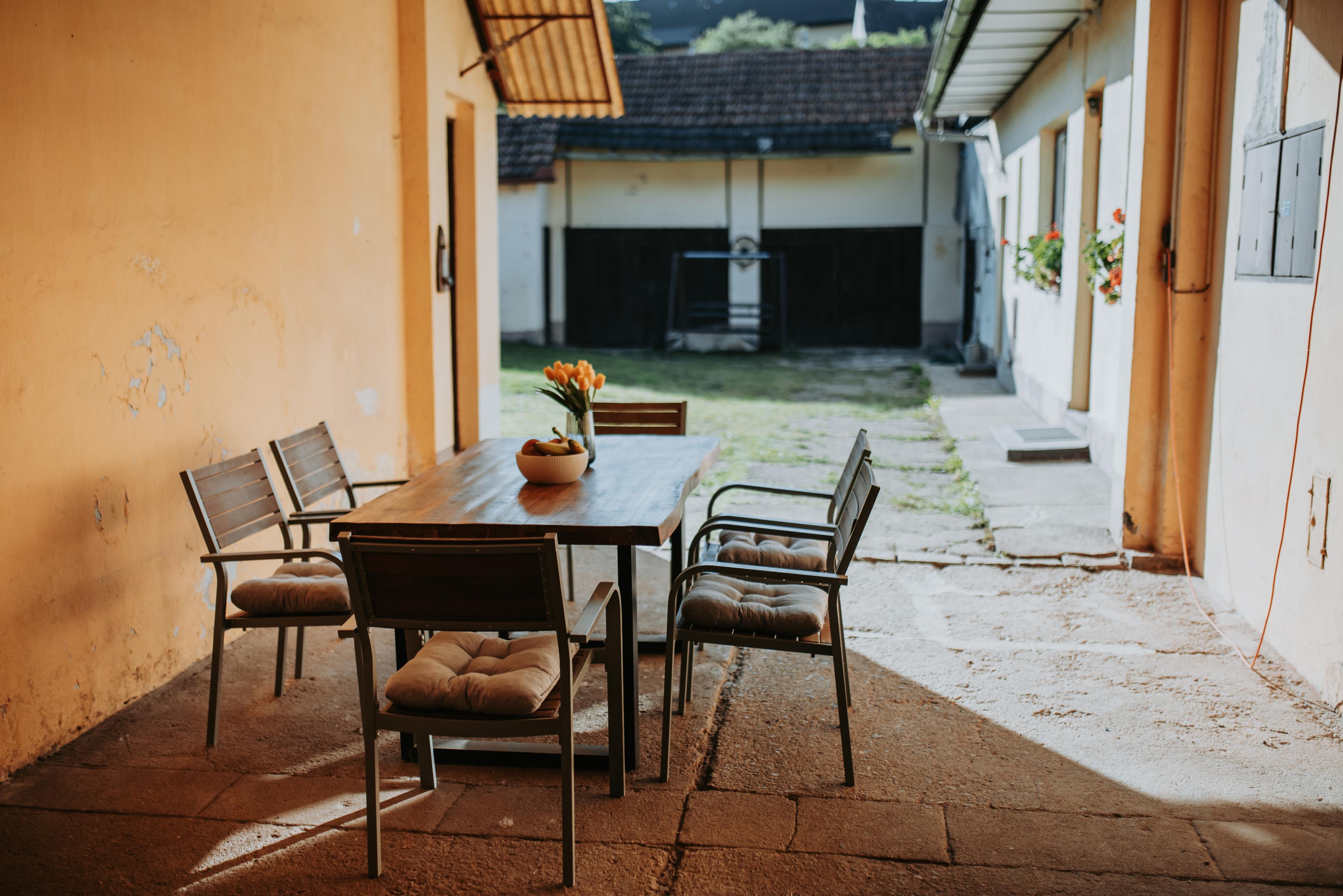 Dráchovský dvorek foto 2