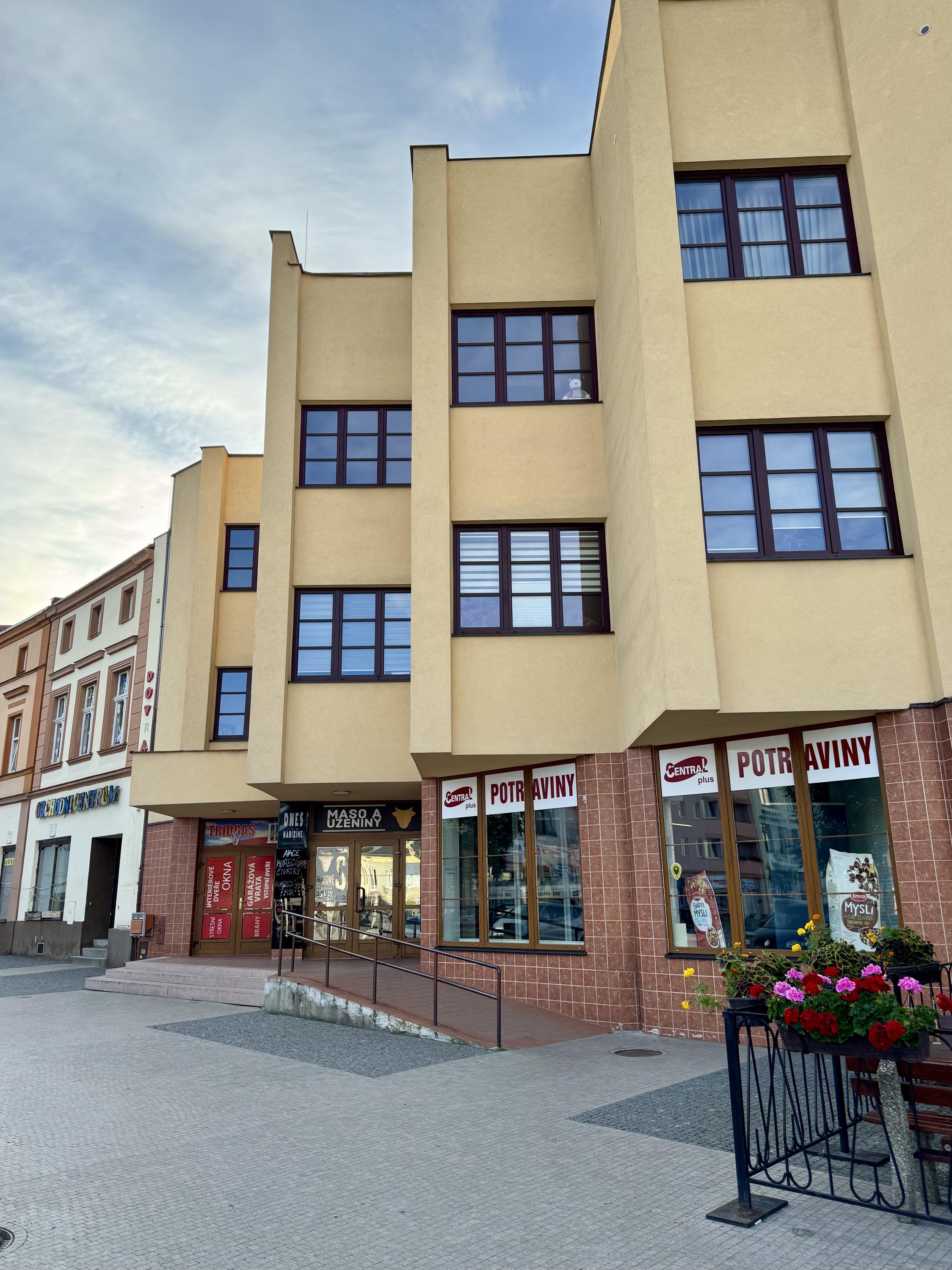 Potraviny CENTRAL - MO síť Hruška foto 2