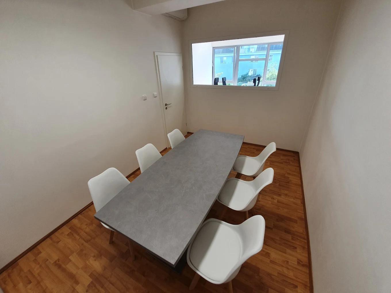 Nina Sůkopová - realitní makléřka foto 3