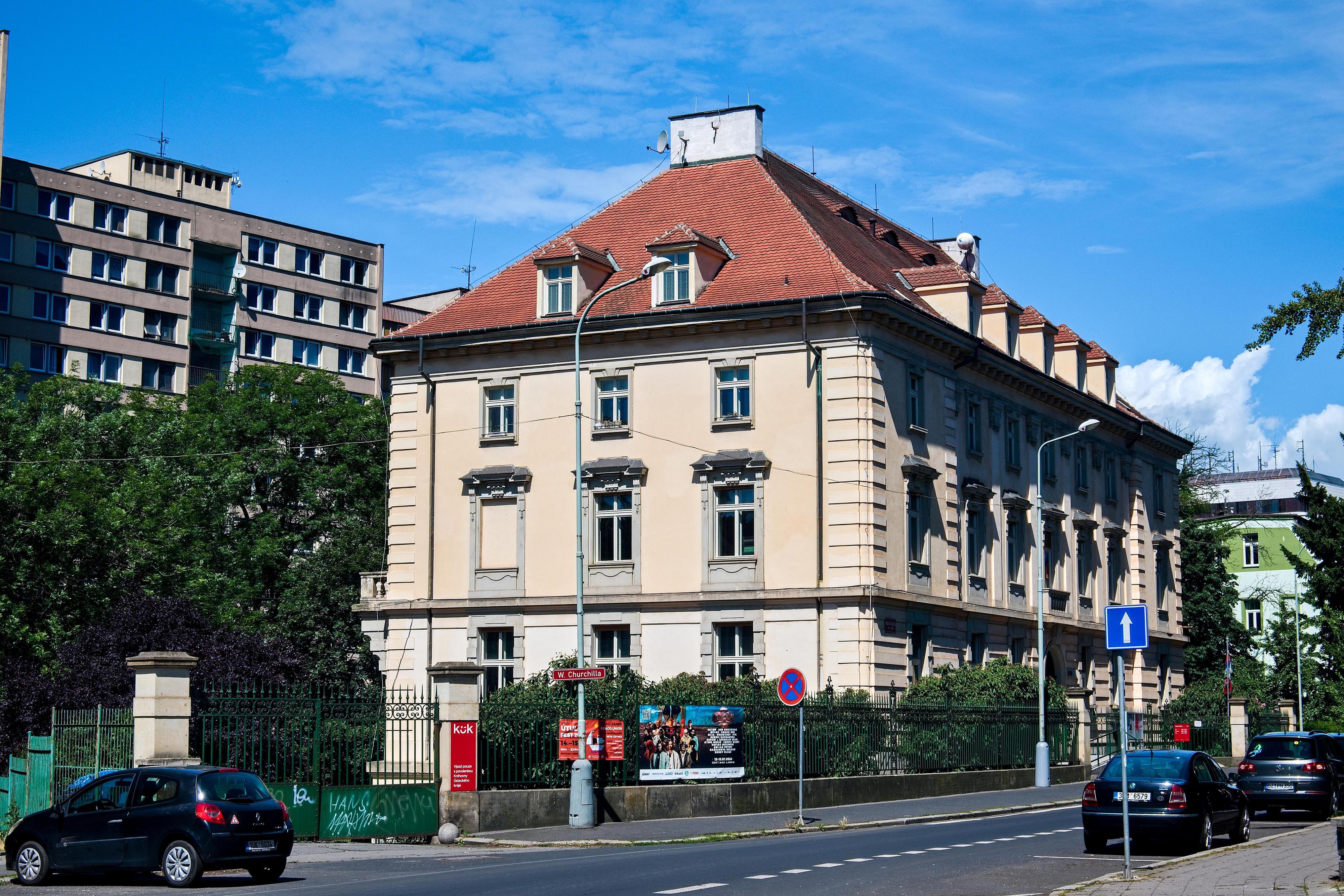 Knihovna Ústeckého kraje - Lidová část foto 5