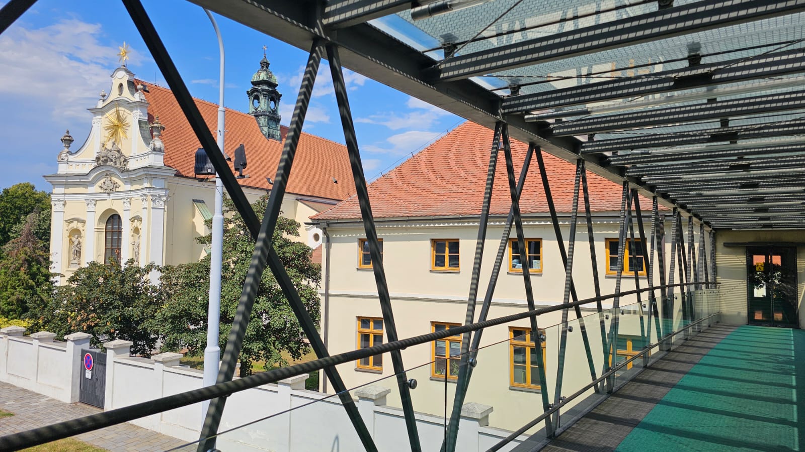 Vysoké učení technické v Brně - Fakulta informačních technologií foto 3