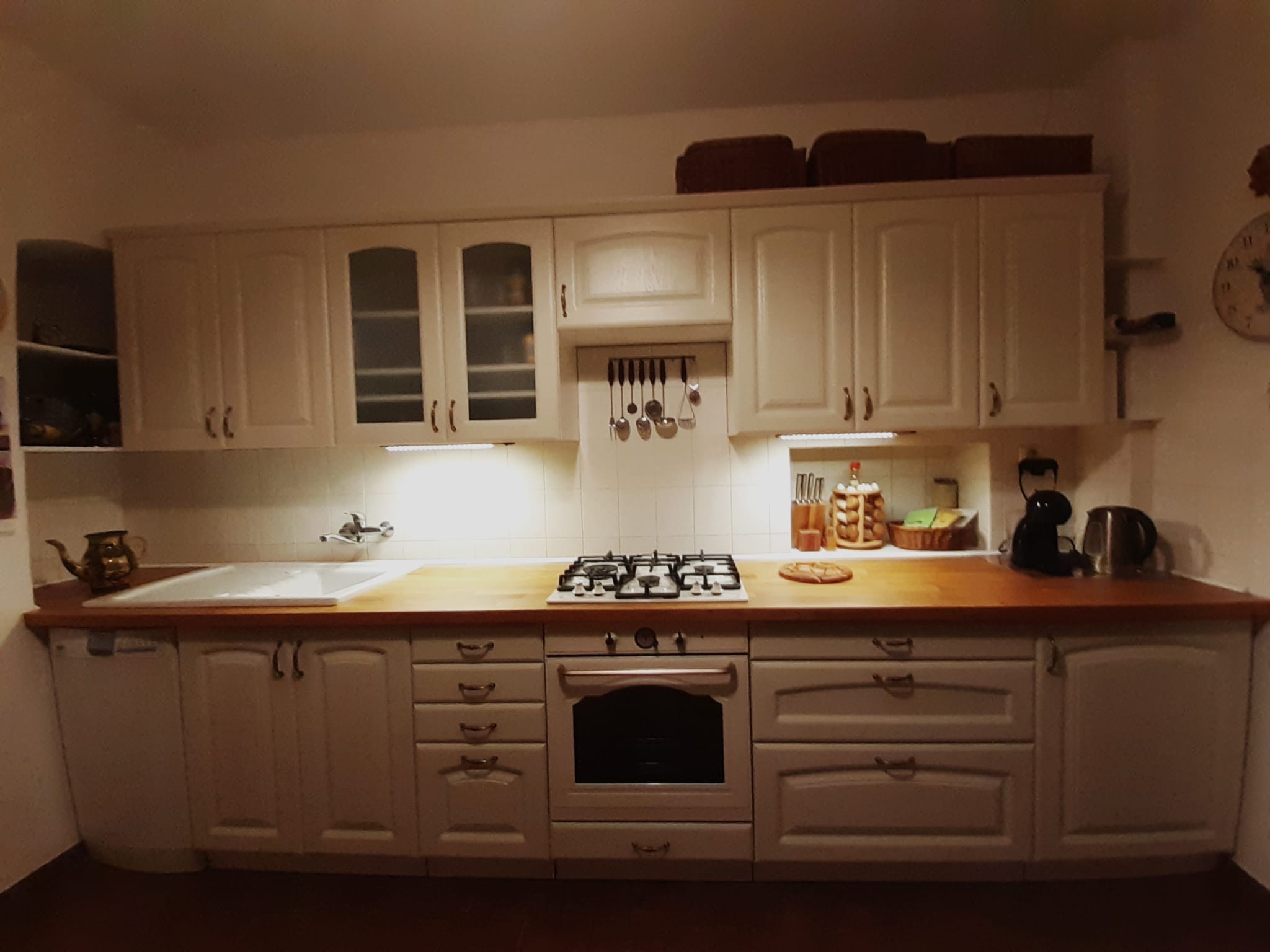 INDIANA - kuchyňské studio foto 2