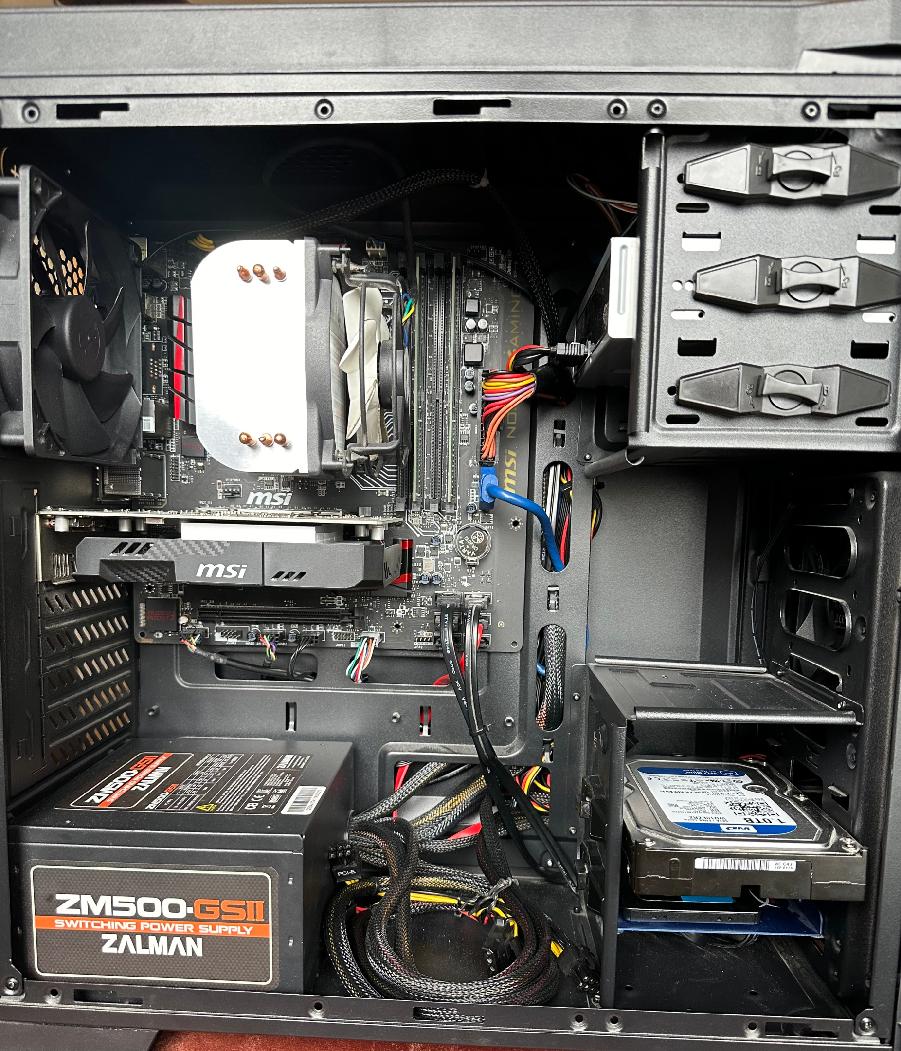 Adam Dušek - hodinový ajťák foto 2