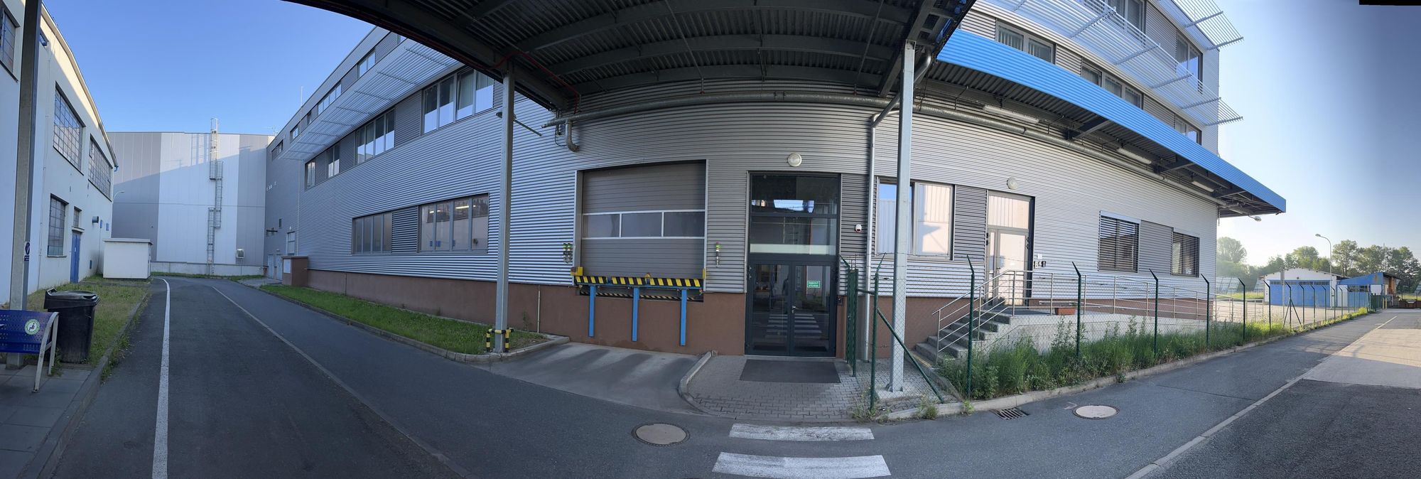 TYROLIT Warehouse foto 2