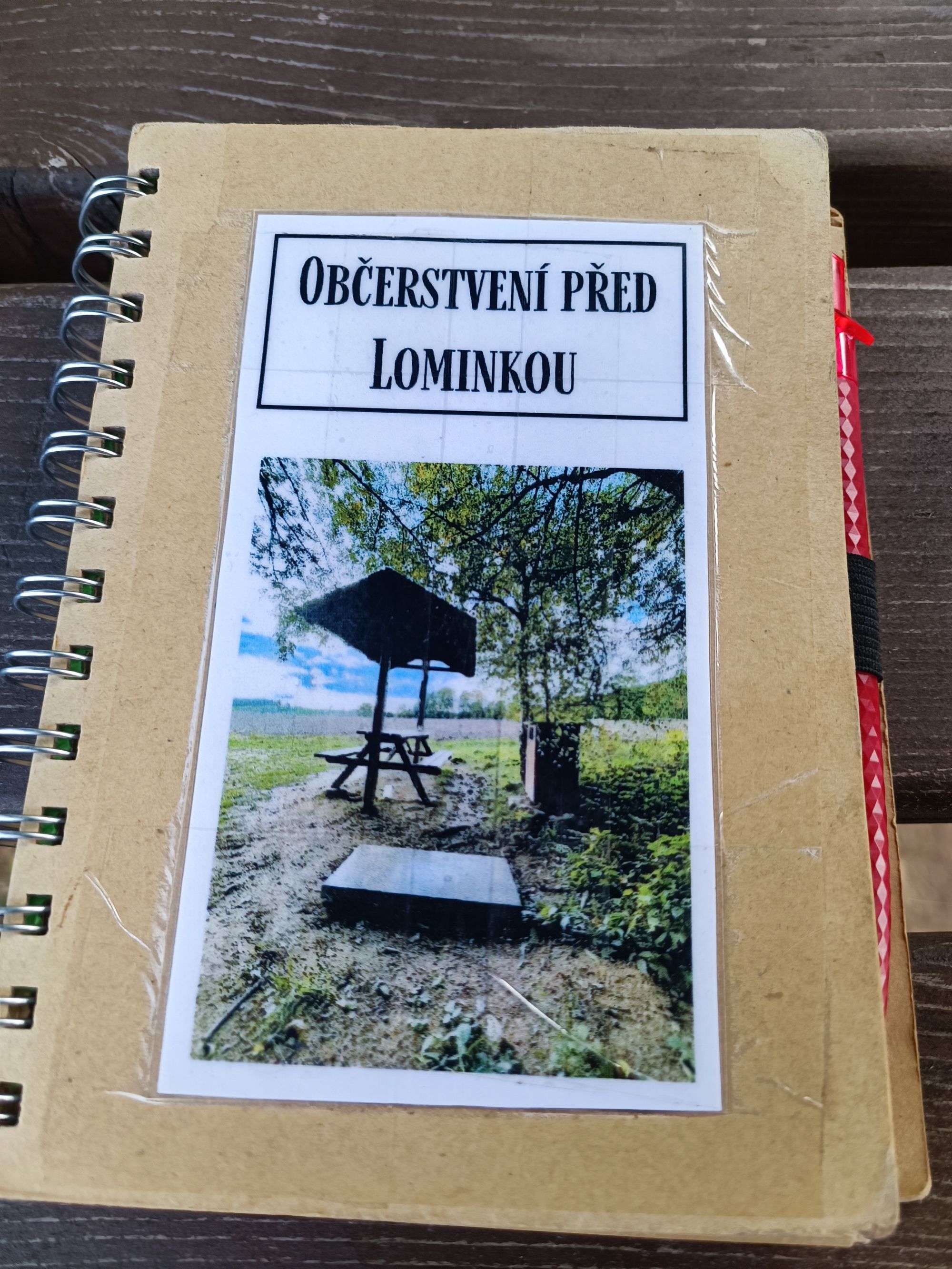 Občerstvení před Lominkou foto 2