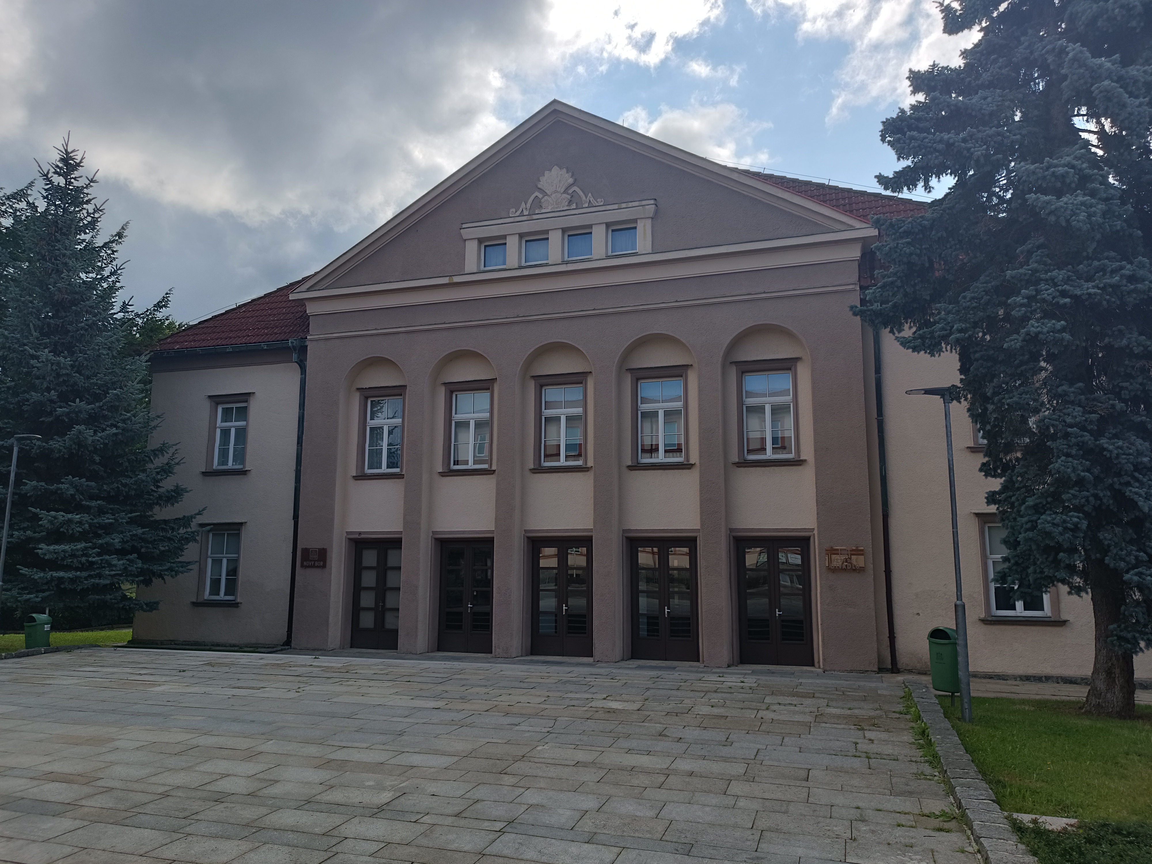 Městské divadlo Nový Bor foto 5