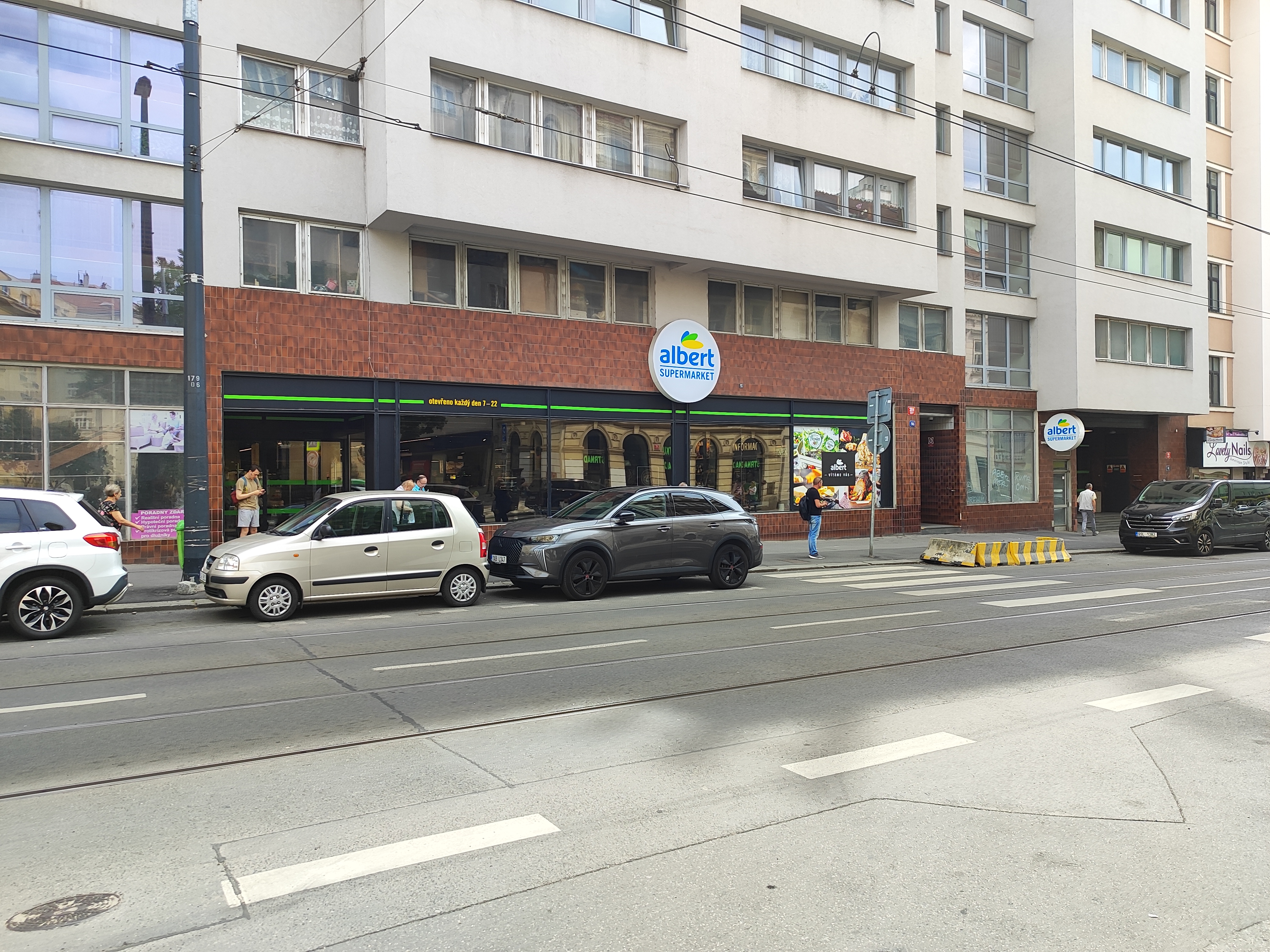 Albert Supermarket foto 4