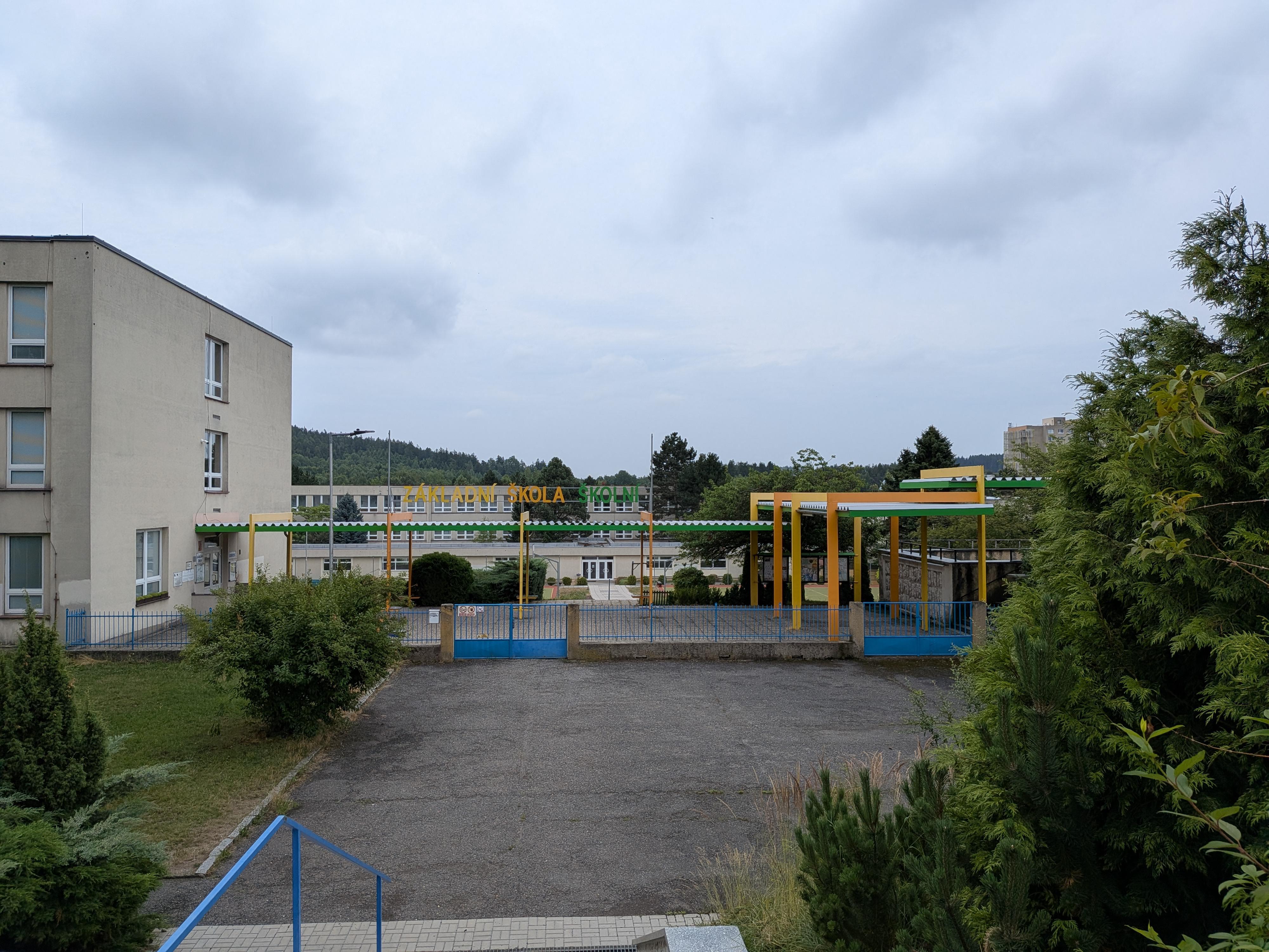 ZŠ Příbram, Školní foto 2