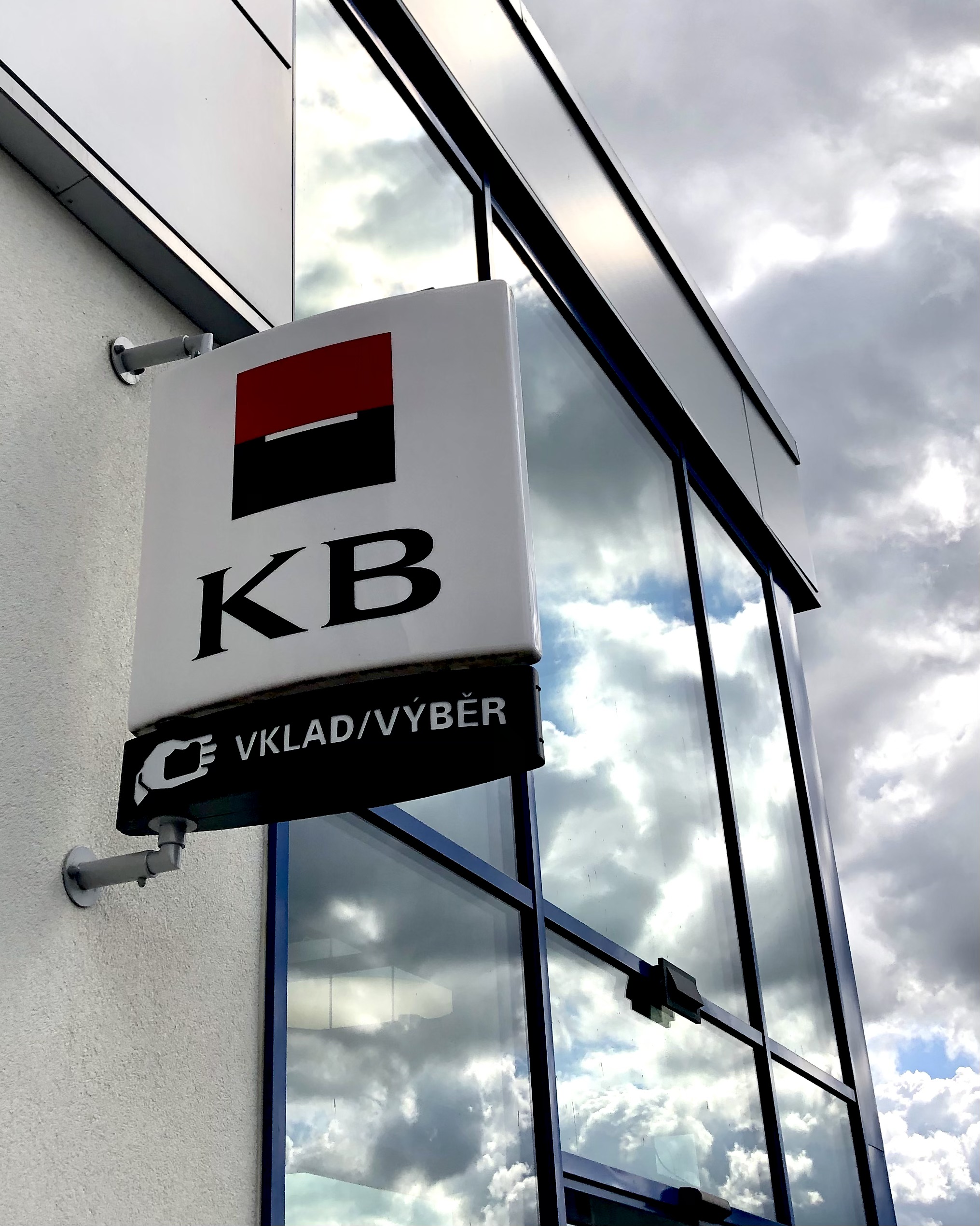 Bankomat Komerční banky foto 2