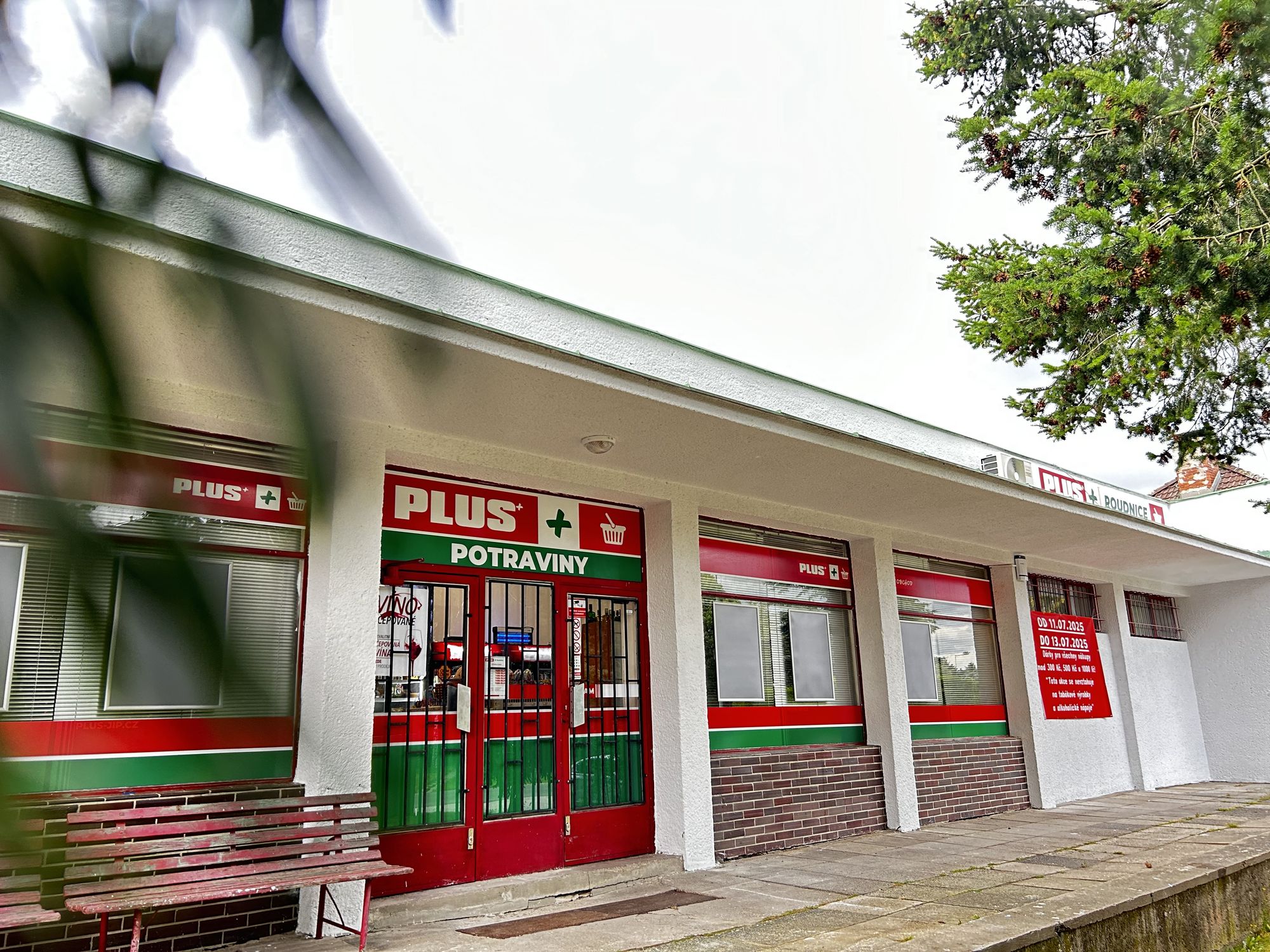 Potraviny Plus JIP foto 3