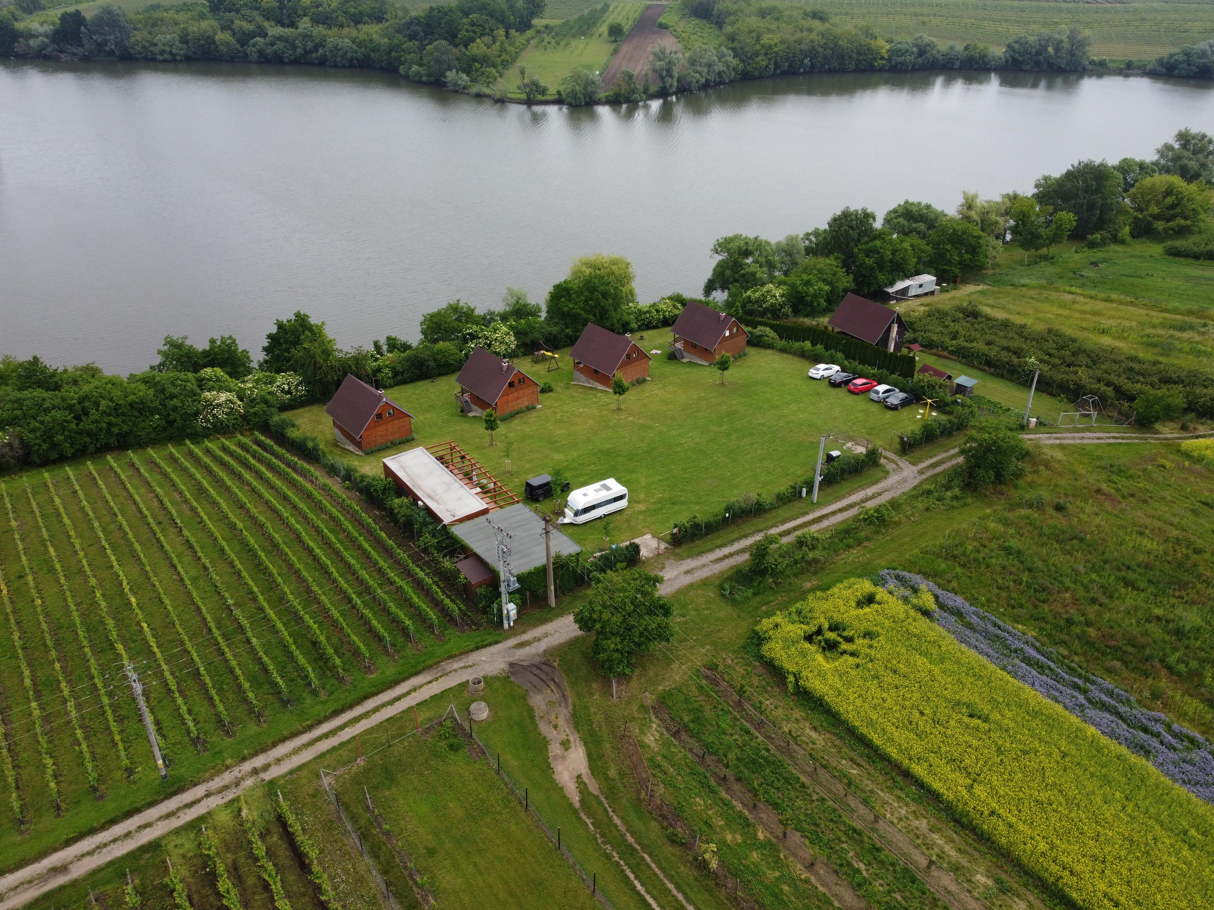 Chaty Velké Bílovice foto 2