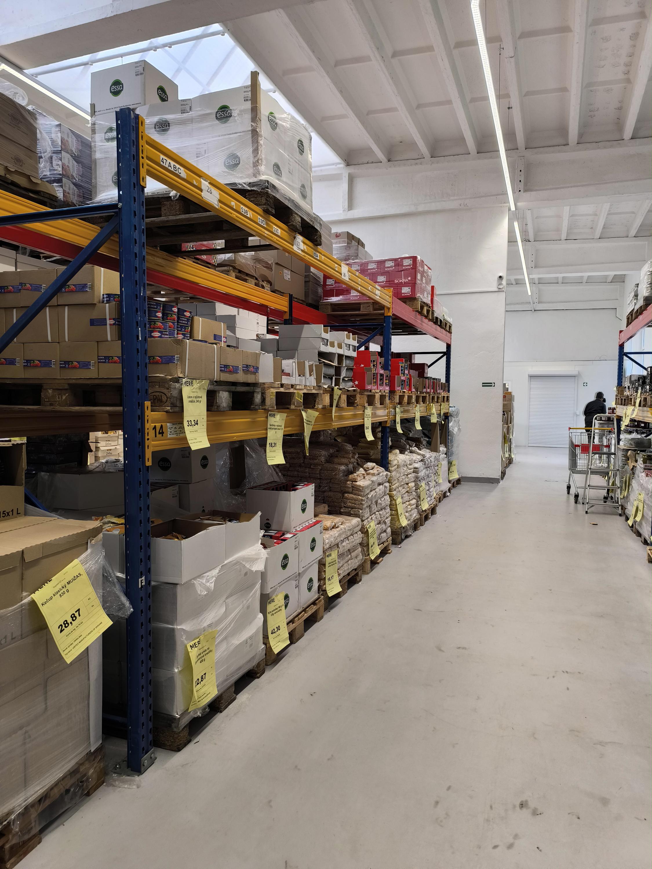 Supermarket MERE foto 3