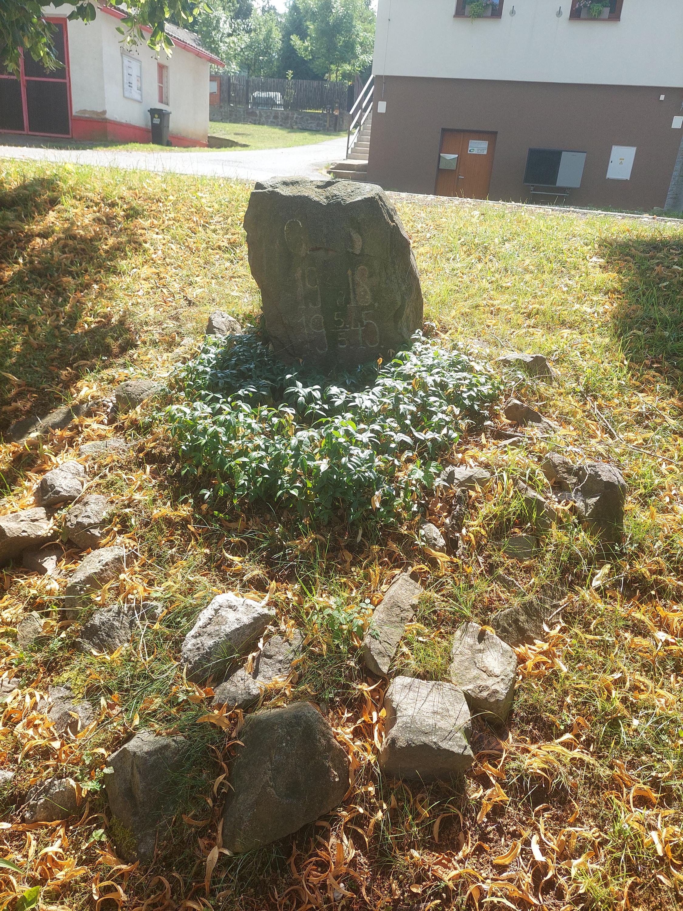 Křešín - obecní úřad foto 5
