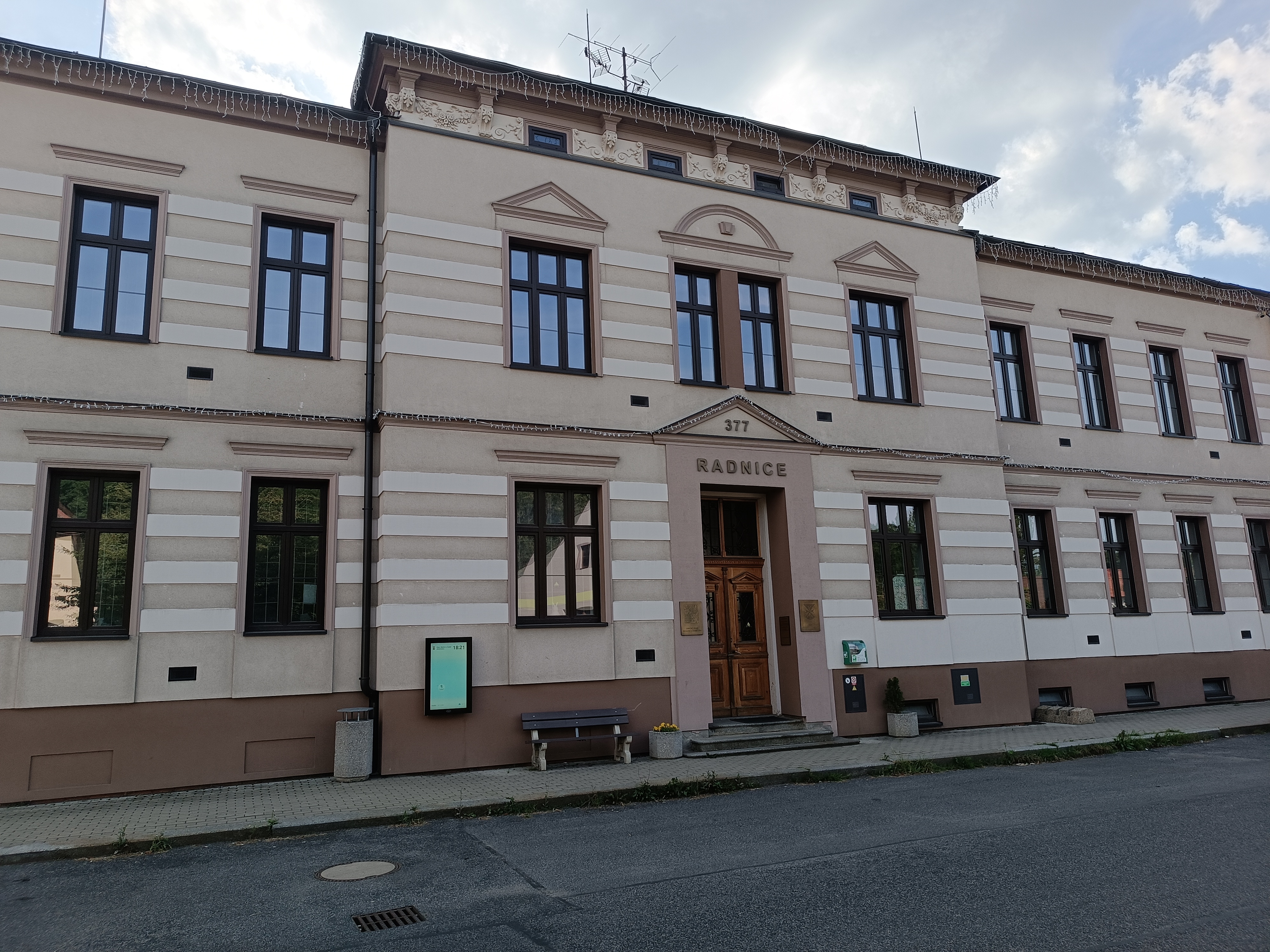 Skalice u České Lípy - obecní úřad foto 4