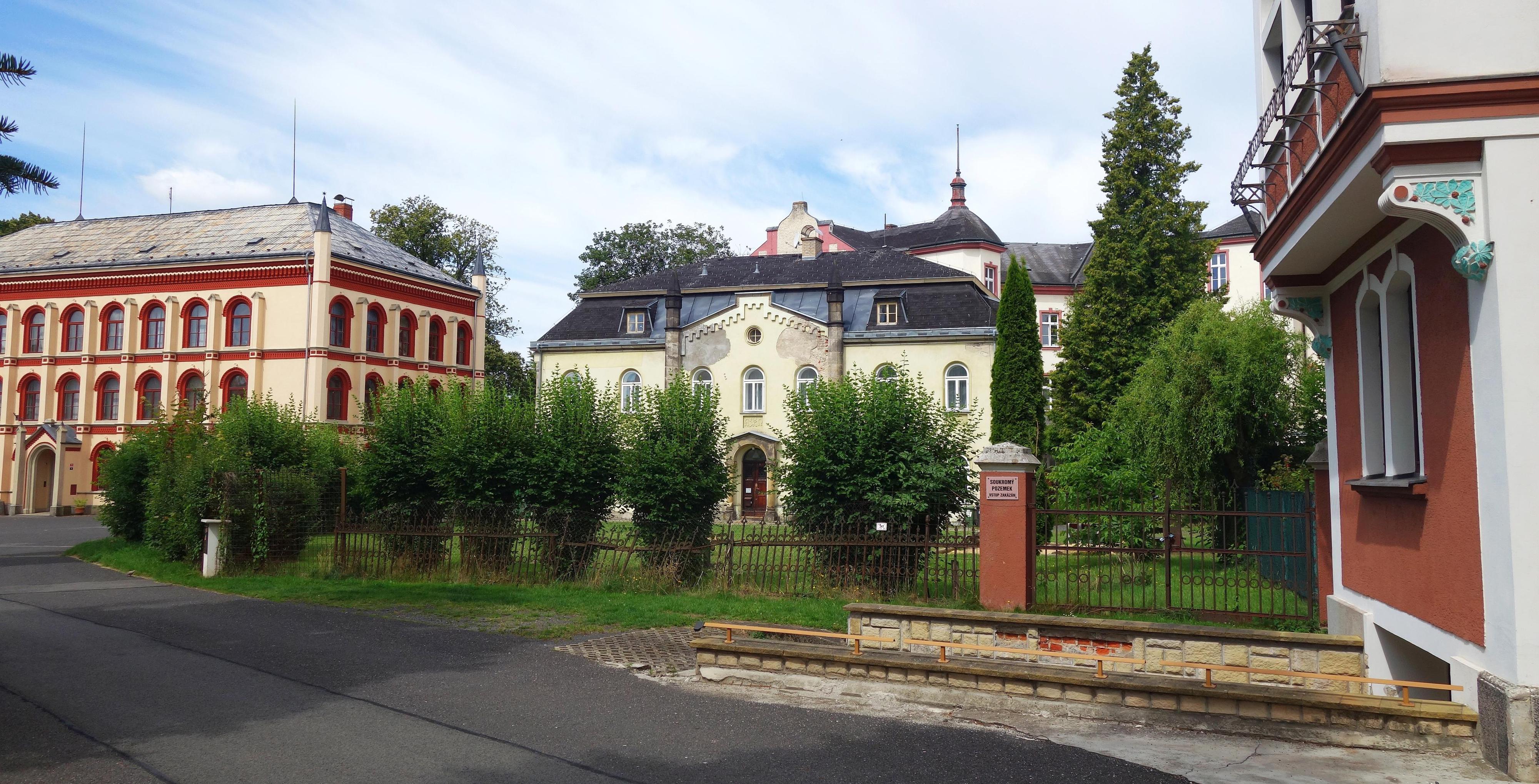 Speciální a Praktická škola , Šluknov , Tyršova 710 foto 3
