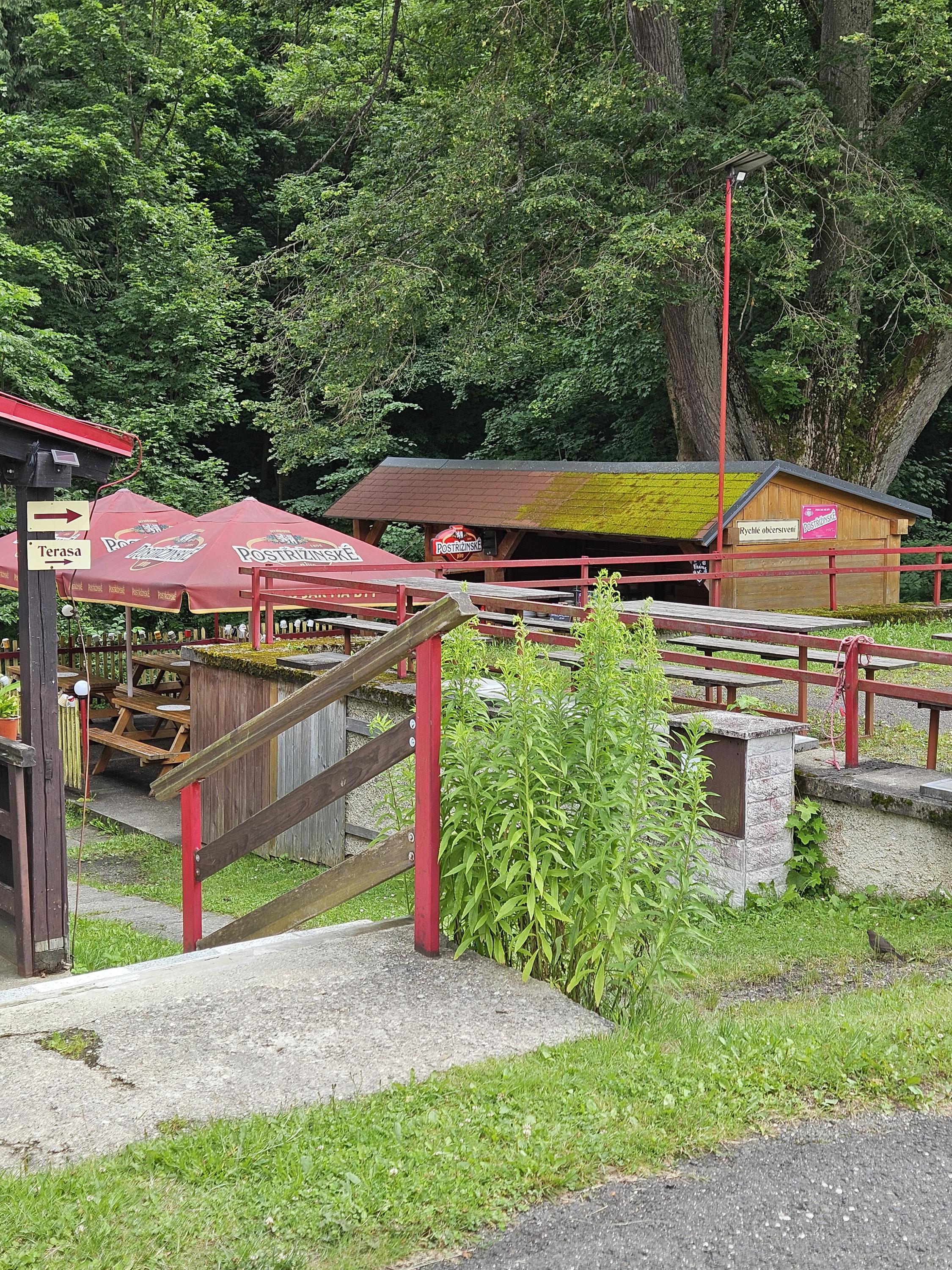 Občerstvení „U Lípy" foto 3