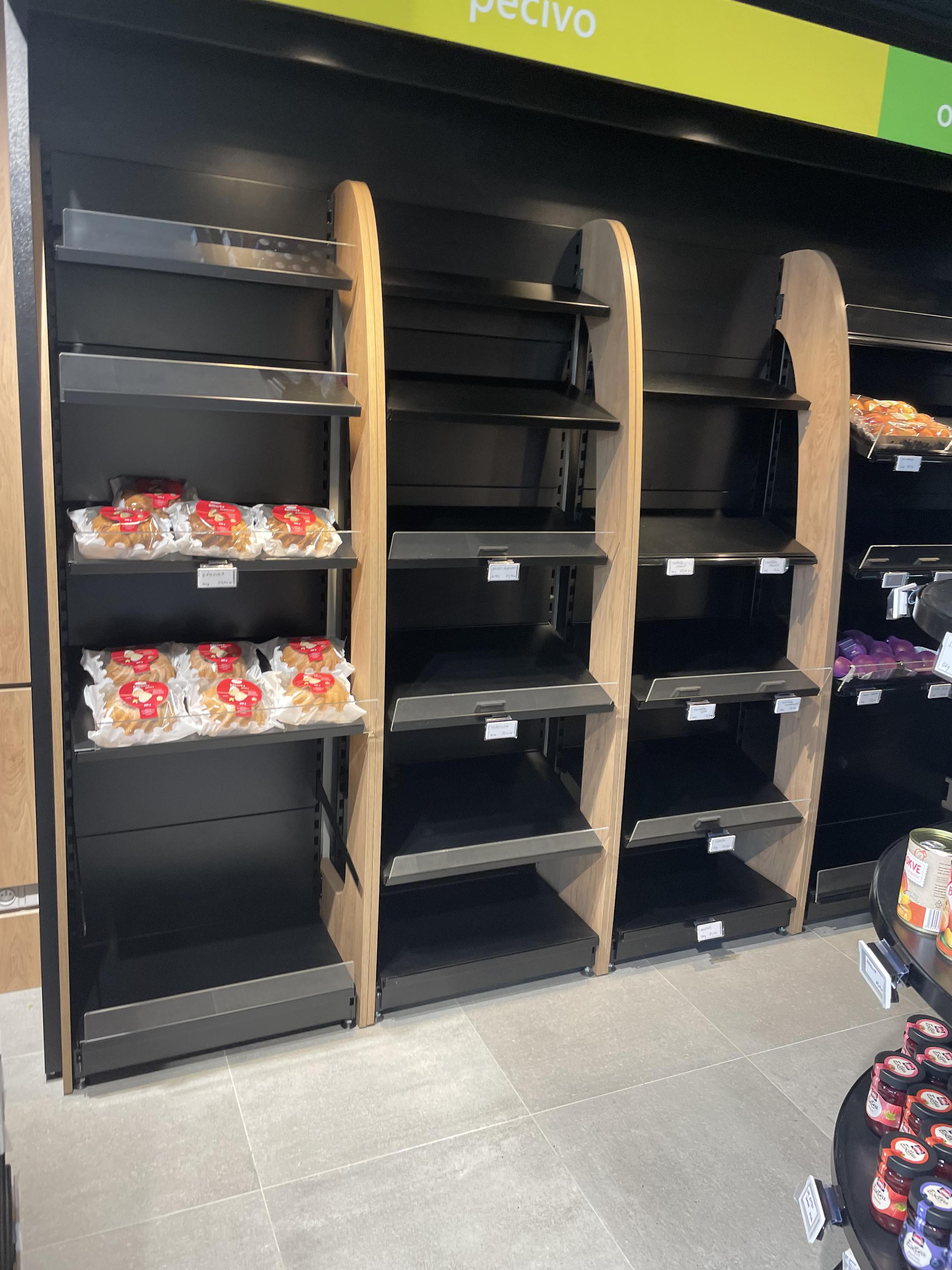 Futureshop 24/7 foto 3