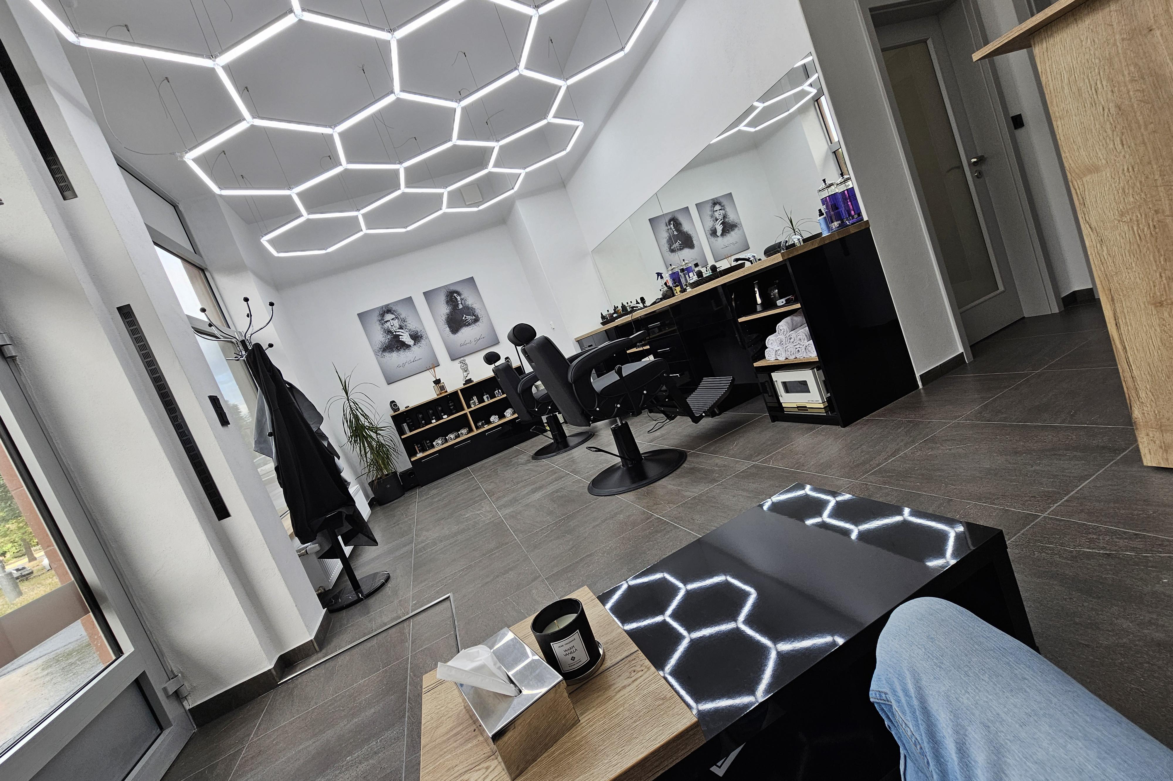 Holičství JR foto 1