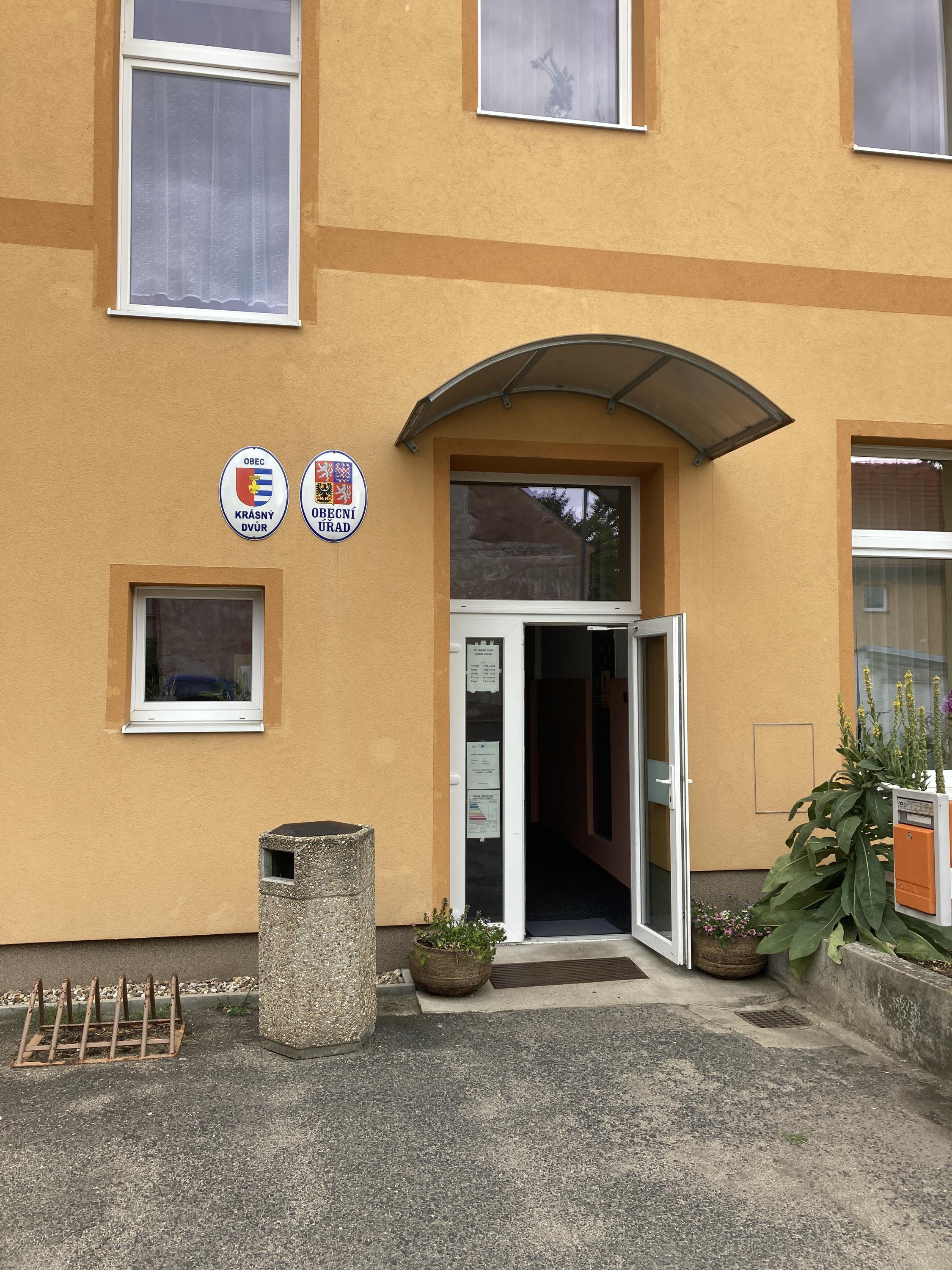 Krásný Dvůr - obecní úřad foto 3