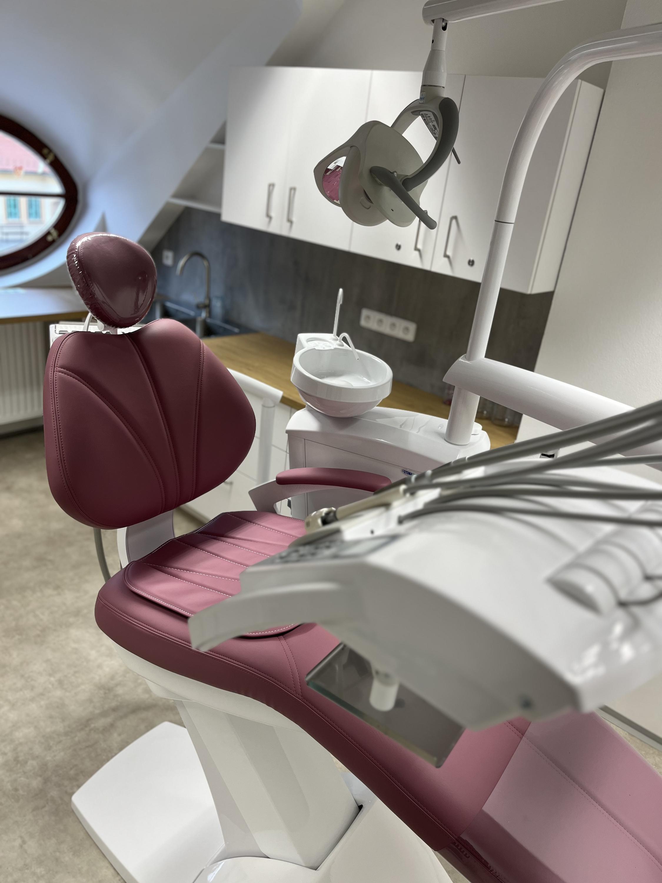 Dentální hygiena Tloskov foto 3