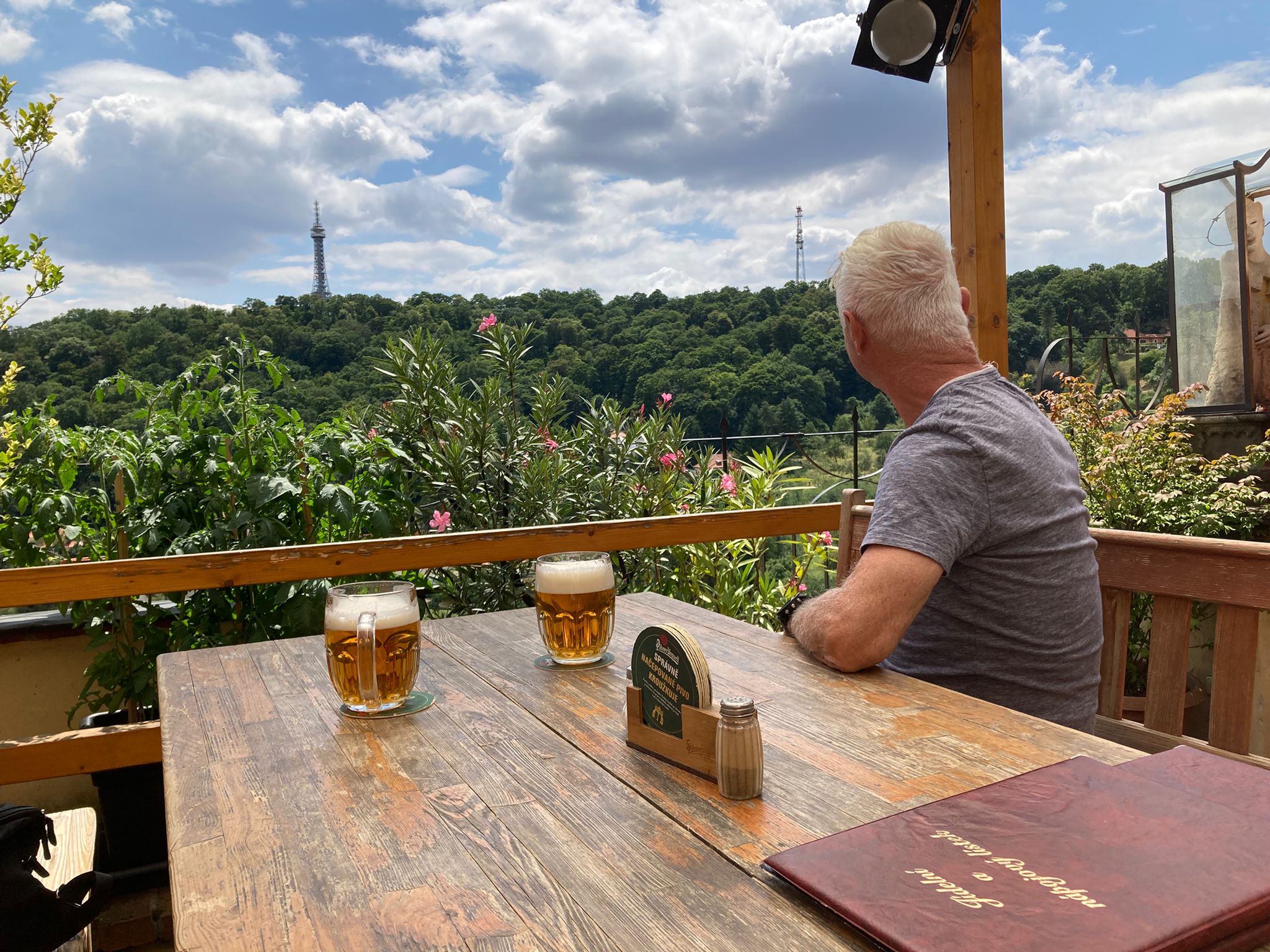 U Zavěšenýho kafe - Divadlo pokračuje foto 3