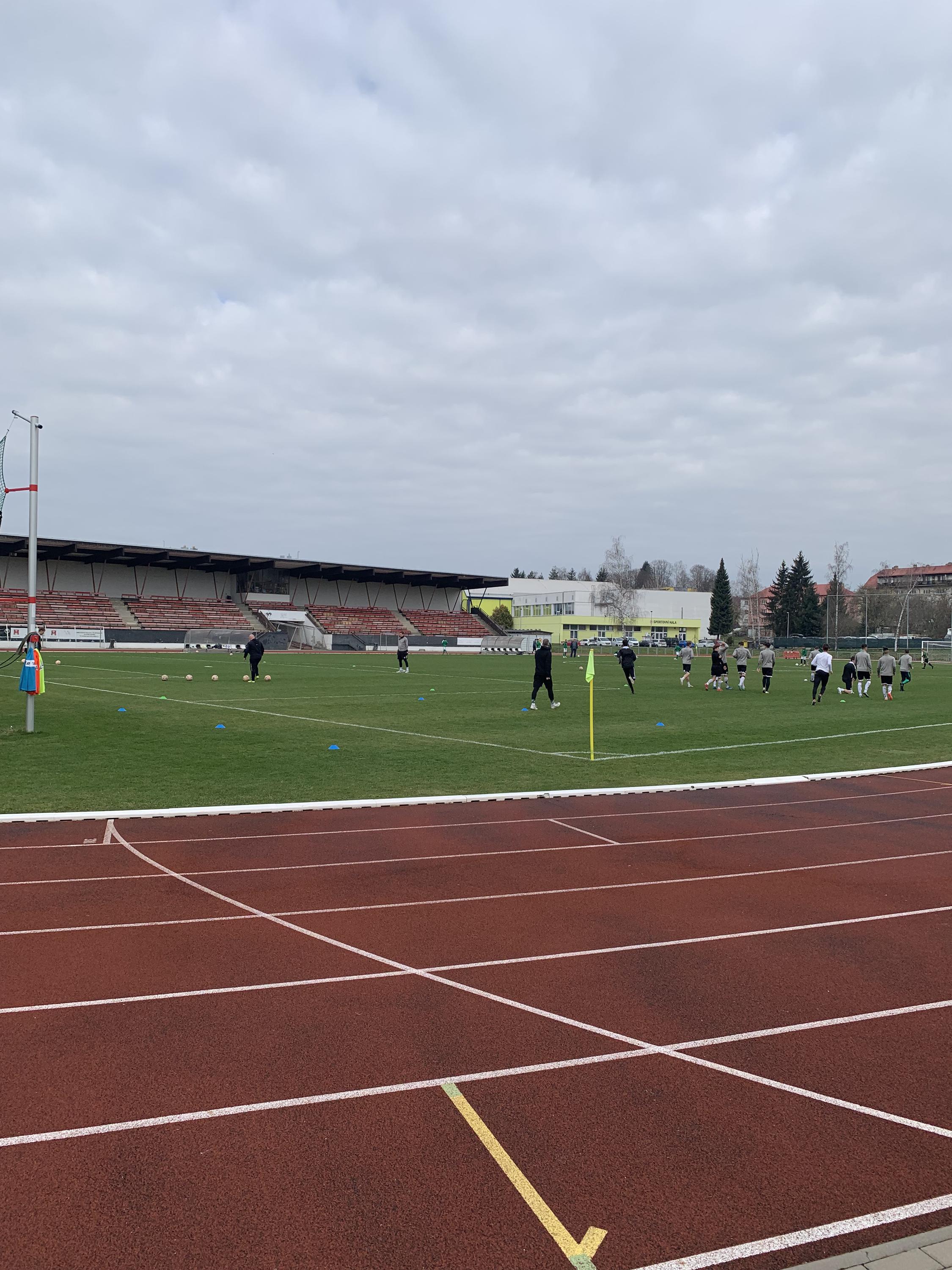 Letní sportovní areál Na Losích foto 3