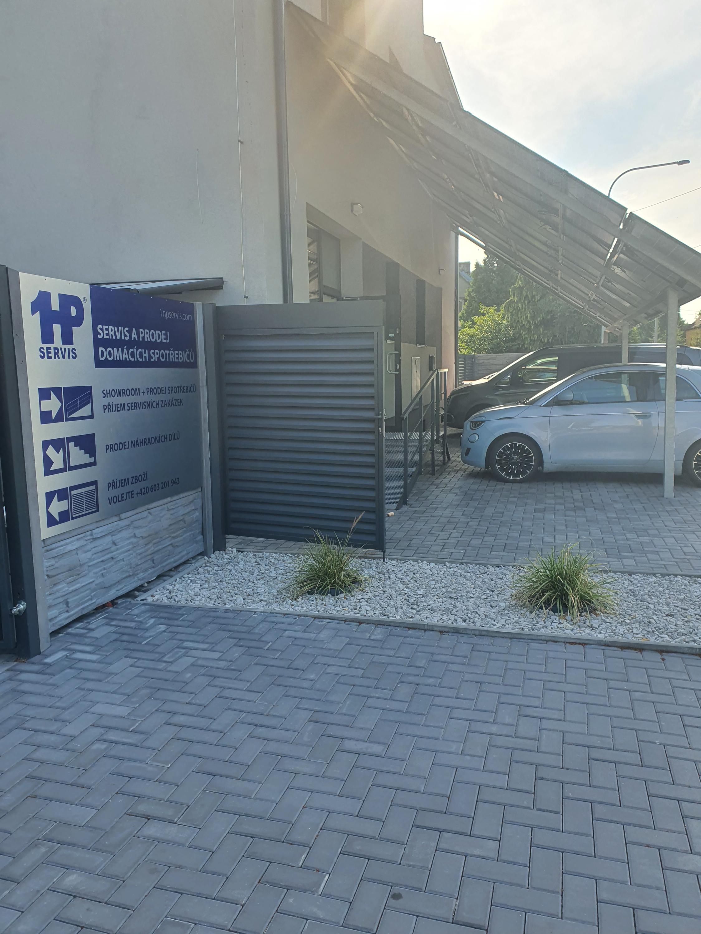 1. HP Servis s.r.o foto 4
