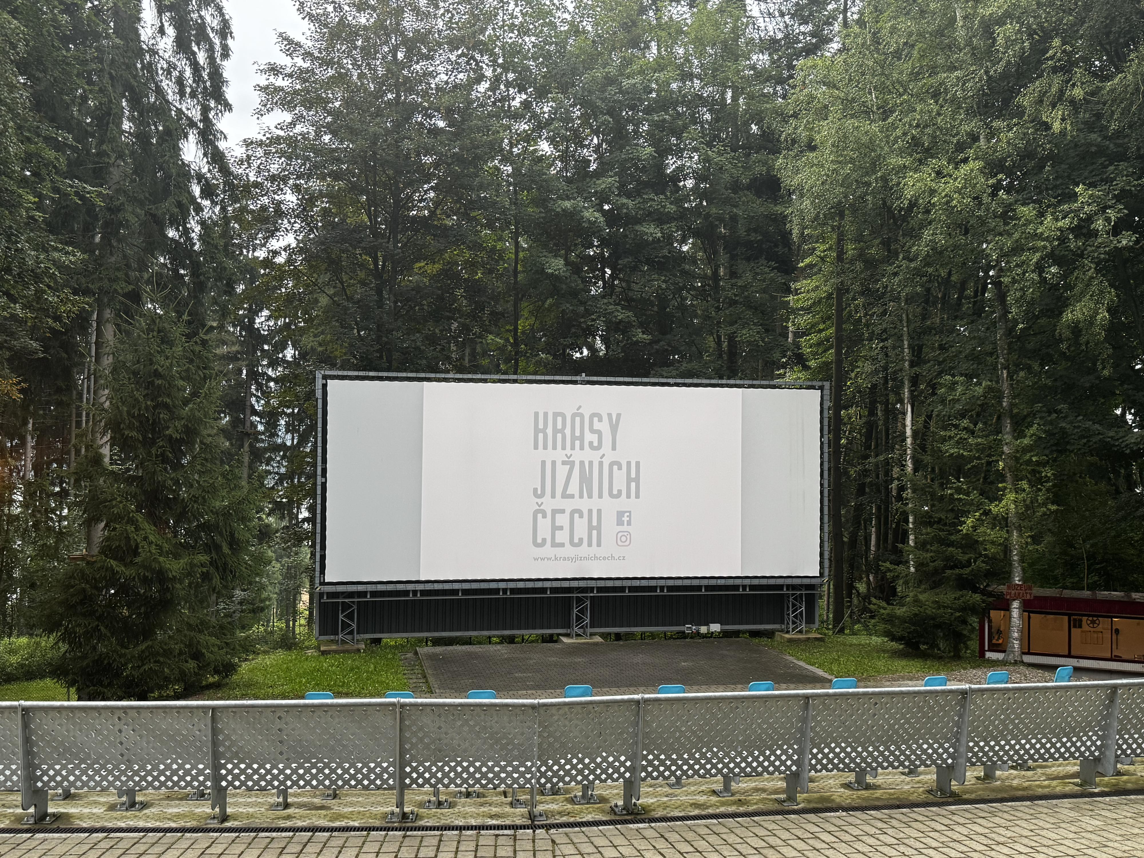 Letní kino Černá v Pošumaví foto 6