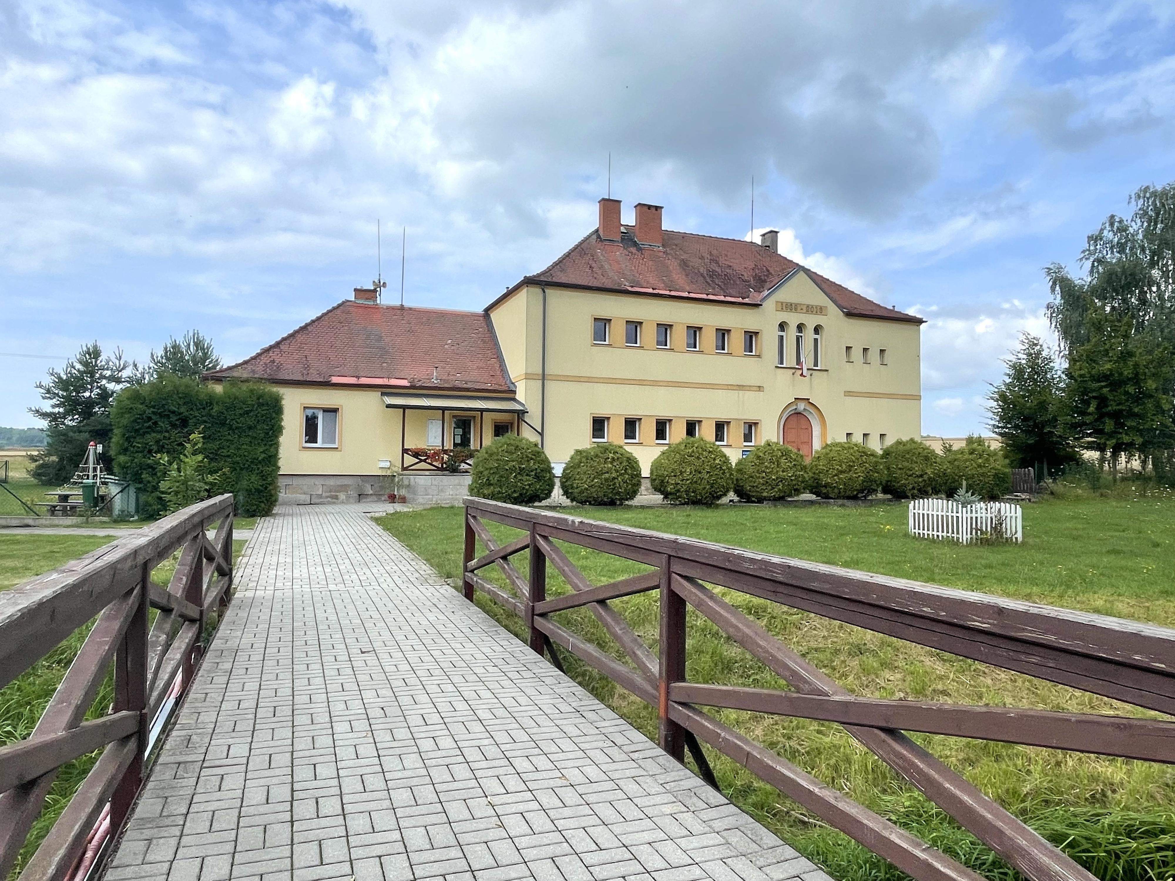 Dubenec - obecní úřad