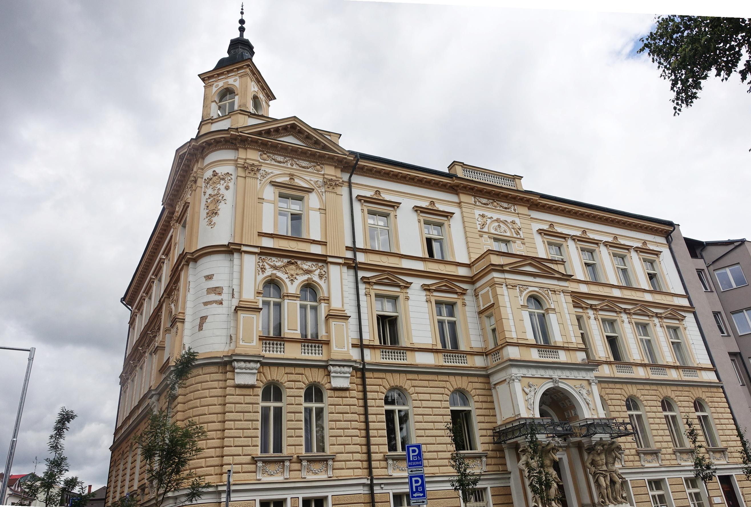 Ministerstvo vnitra - Oddělení pobytu cizinců Jindřichův Hradec foto 2