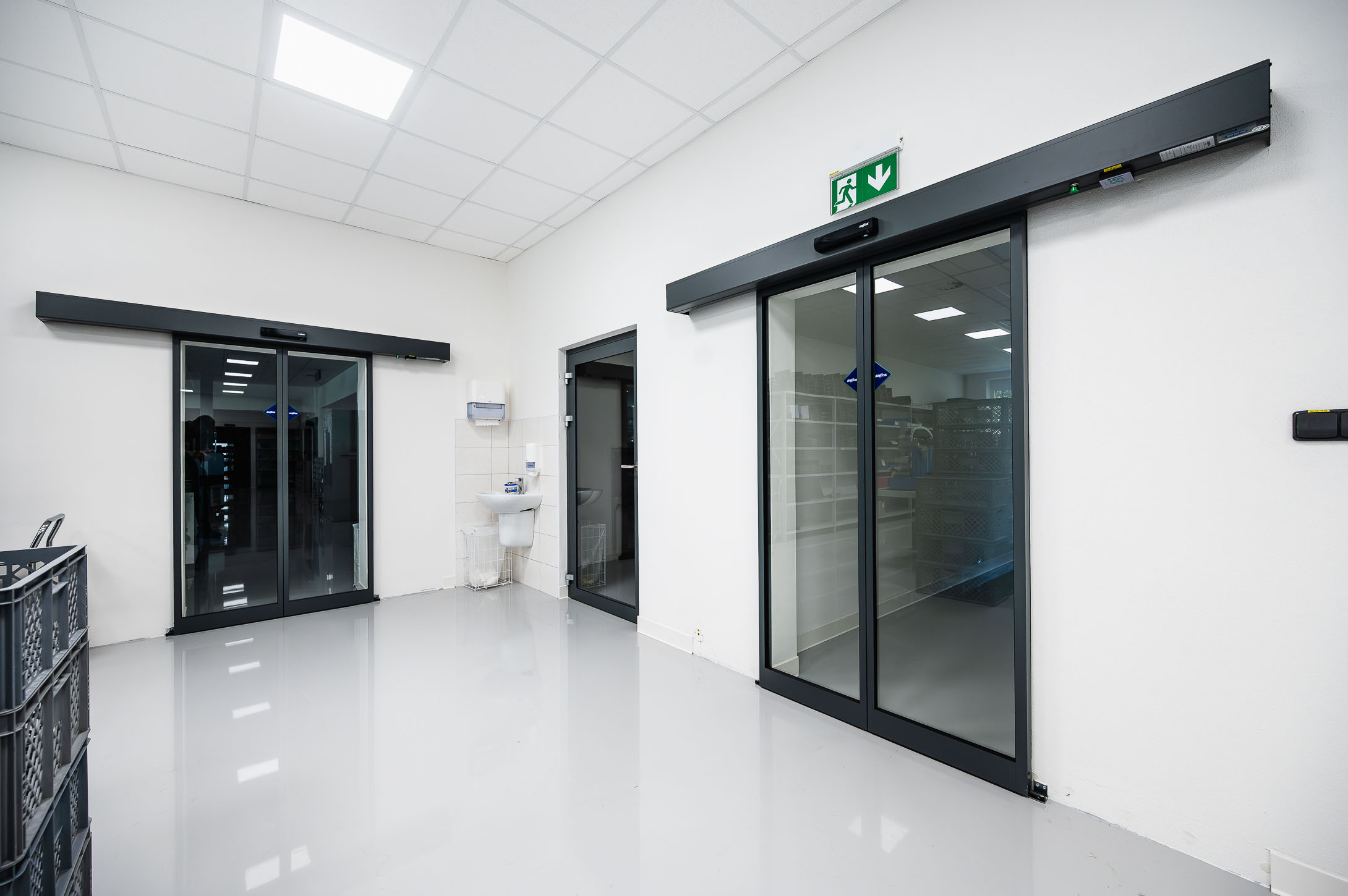 SPEDOS dveřní a vratové systémy foto 5