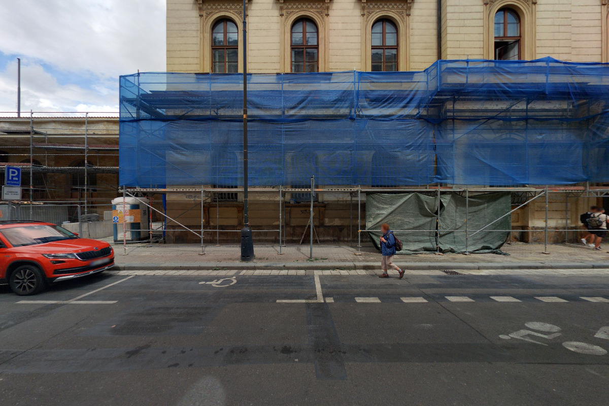 LUGGAGE STORAGE PRAGUE