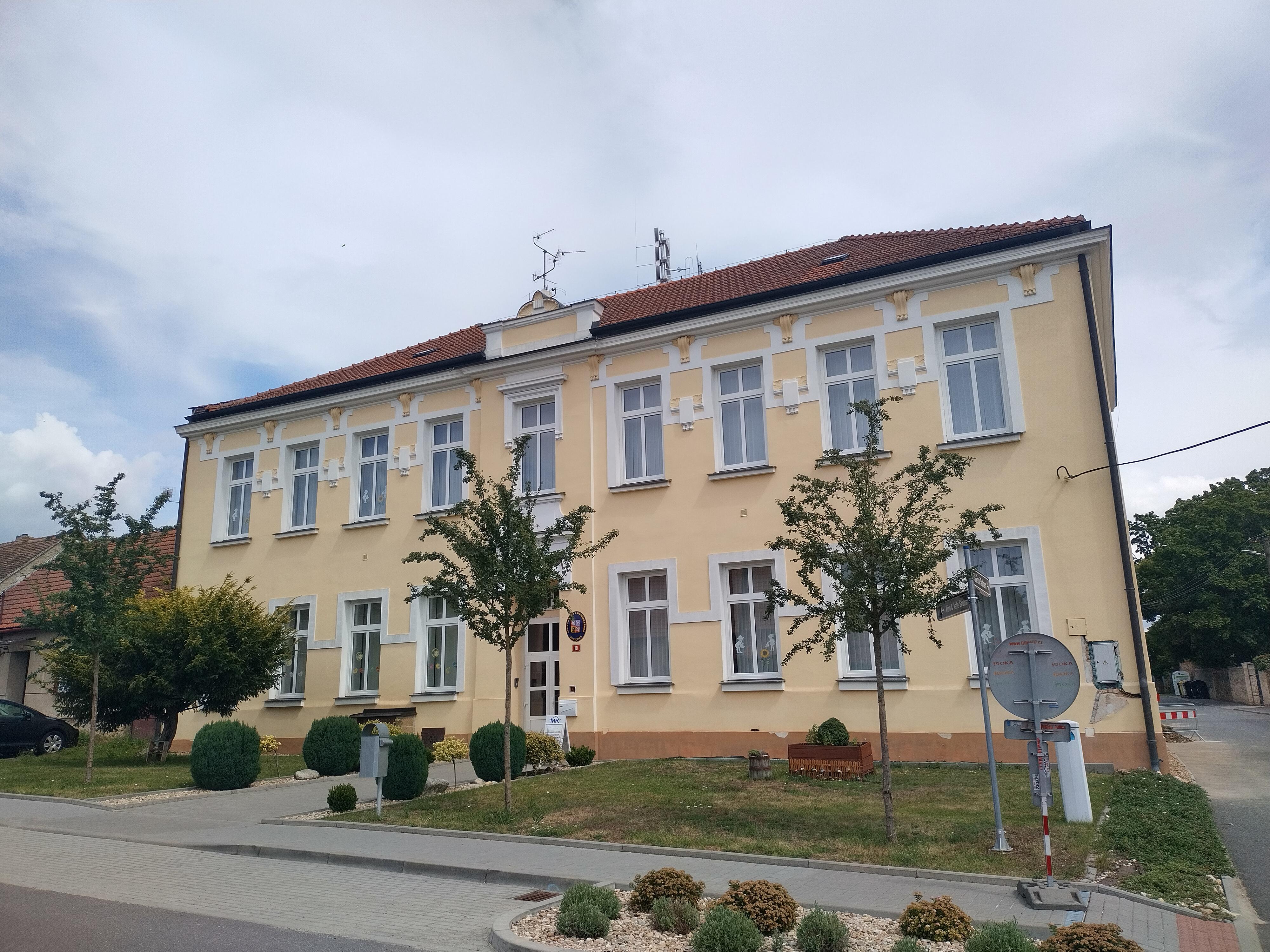 ZŠ a MŠ, Bohutice, okres Znojmo foto 3