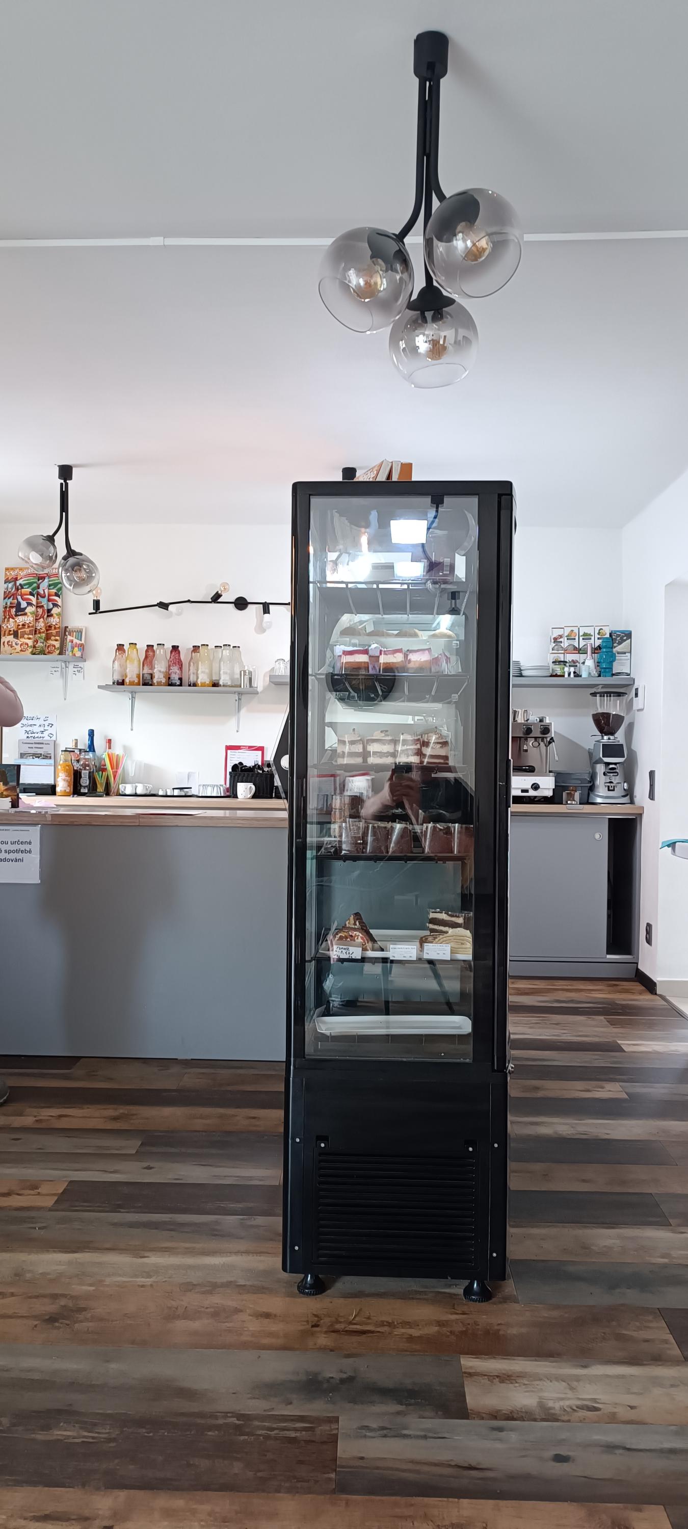 Lahůdky a kavárna Hladomorna foto 3