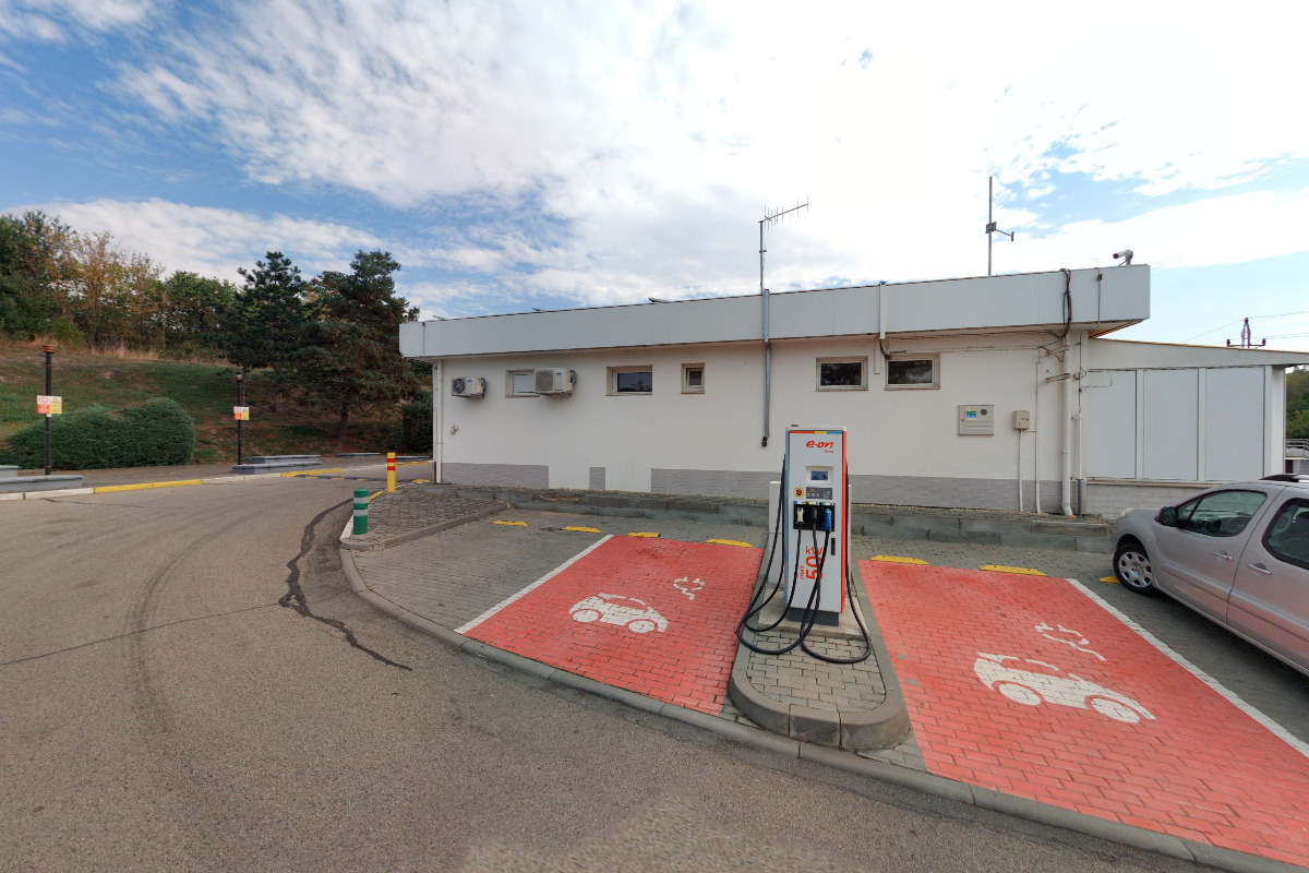 Dobíjecí stanice E.ON Drive