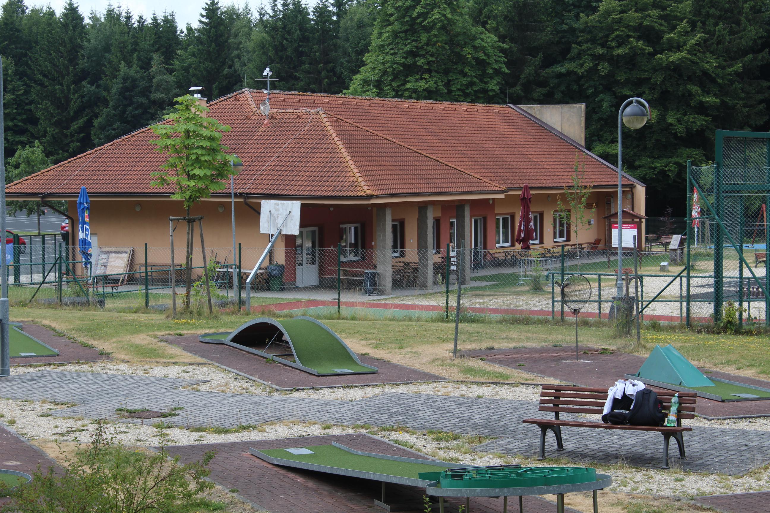 Minigolf - Sportovní areál vrch Háj foto 6