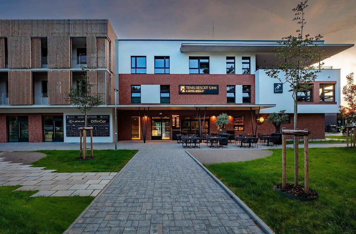 MATCHBALL RESTAURANT foto 2