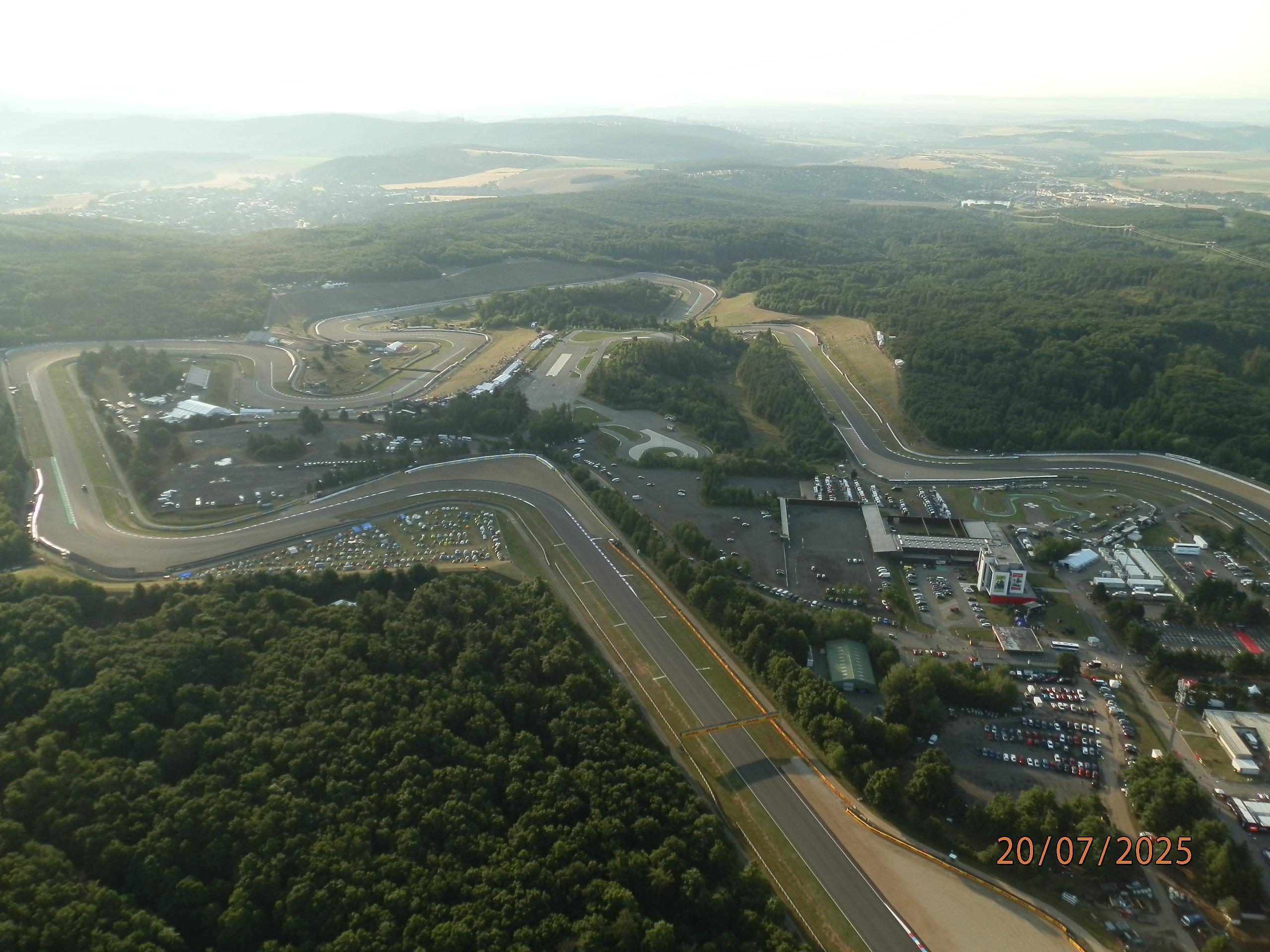 Masarykův okruh - CREDITAS Autodrom Brno foto 3